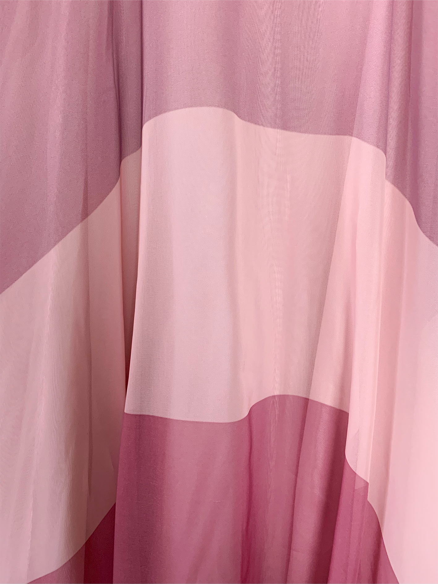 Robe longue en voile rayée rose lila vintage