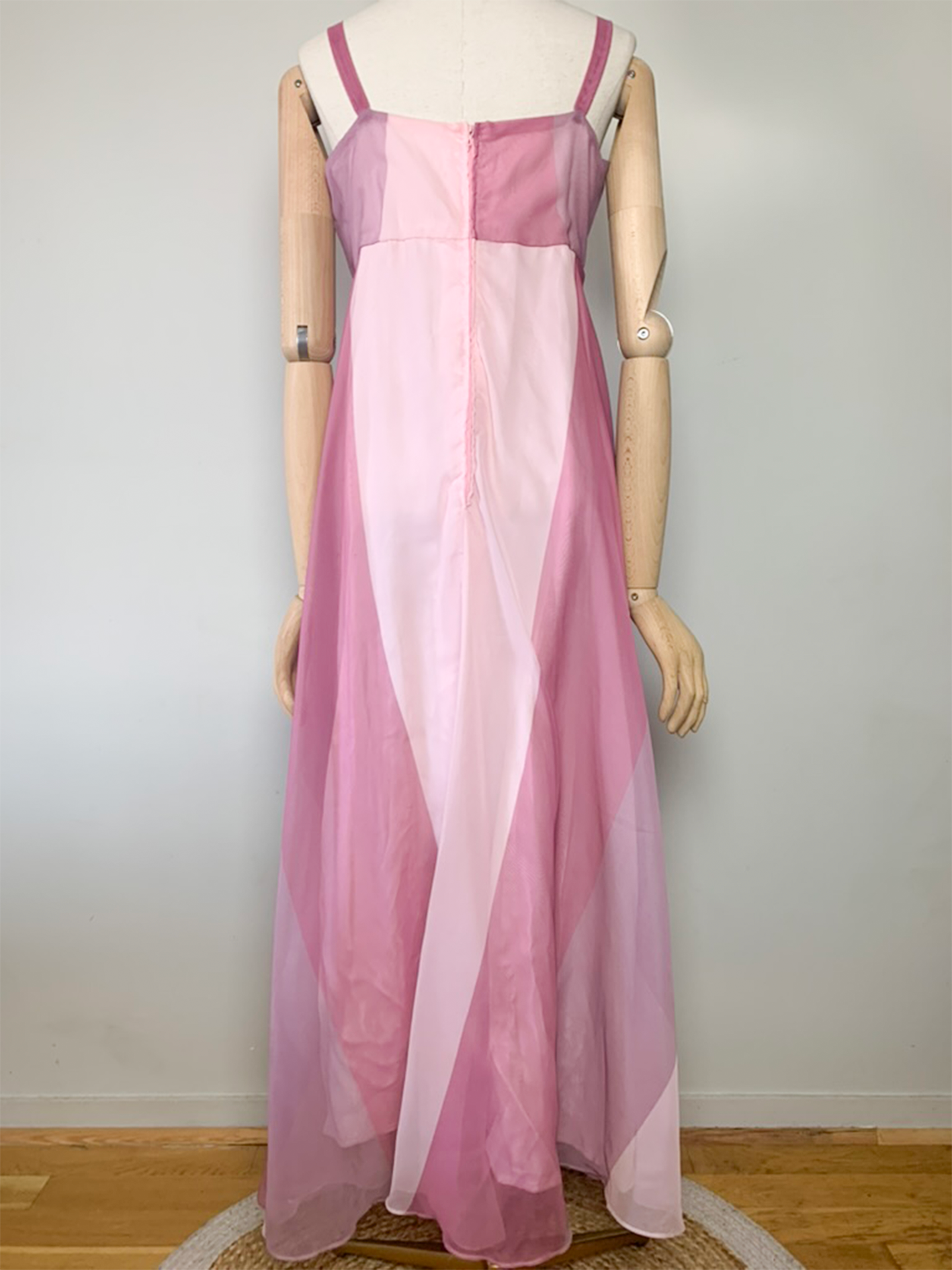 Robe longue en voile rayée rose lila vintage
