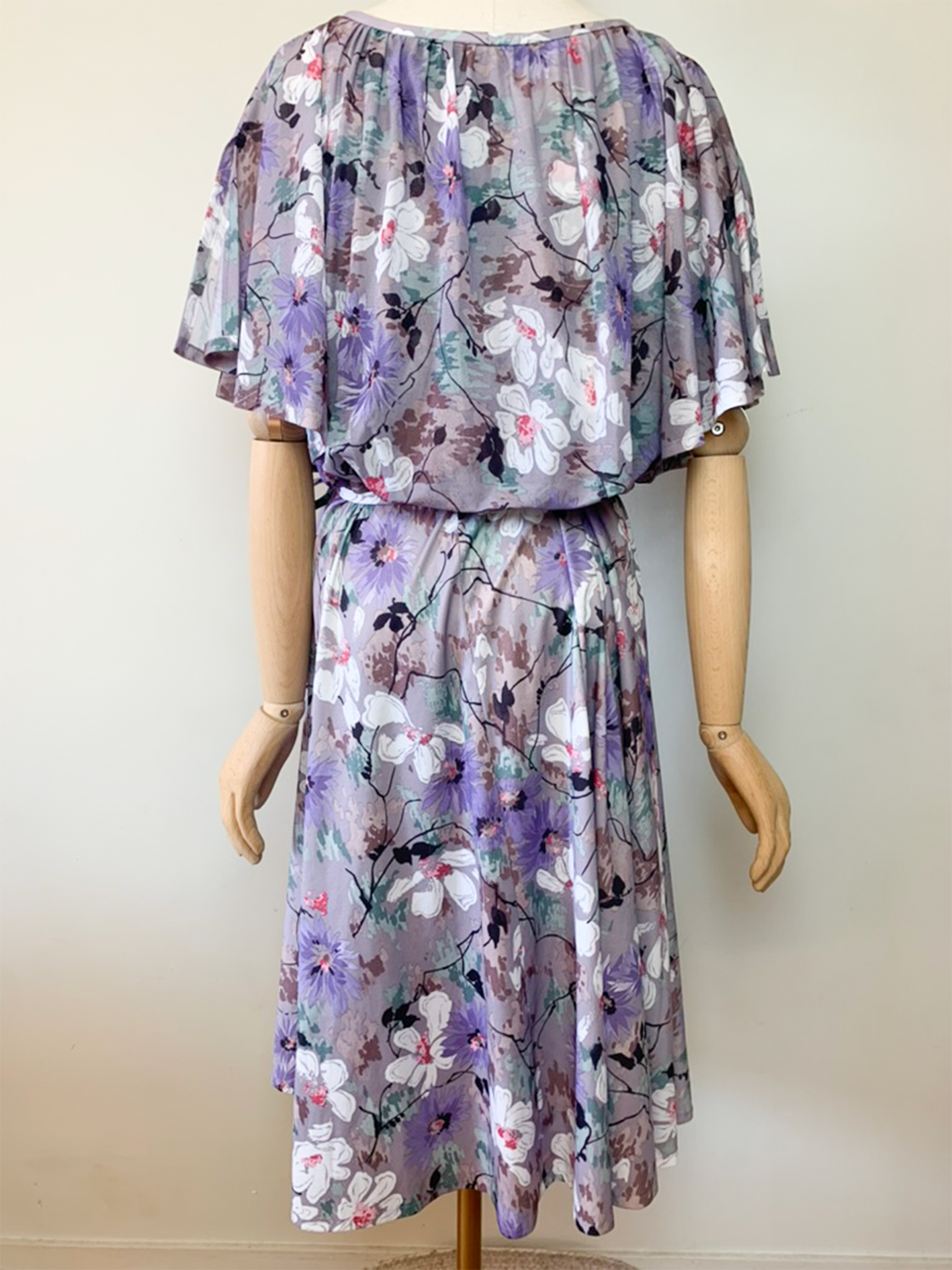 Robe fluide grise motifs fleurs vintage