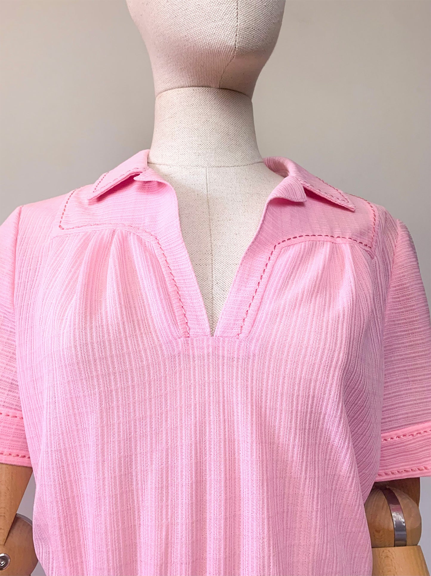 Robe manches courte col chemise rose vintage