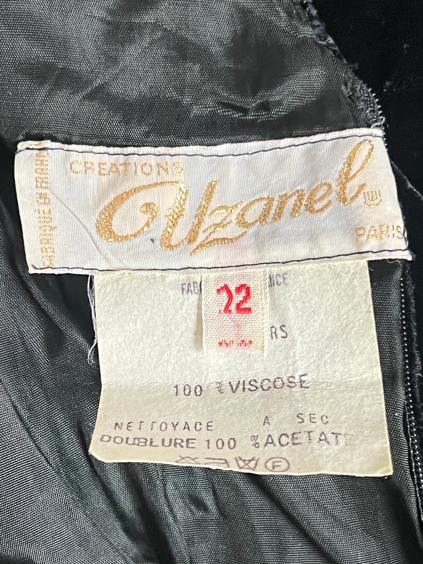 Robe Fourreau Velours Noir Vintage - Basque, Col Montant - Uzanel Made in France T 34 (XS)