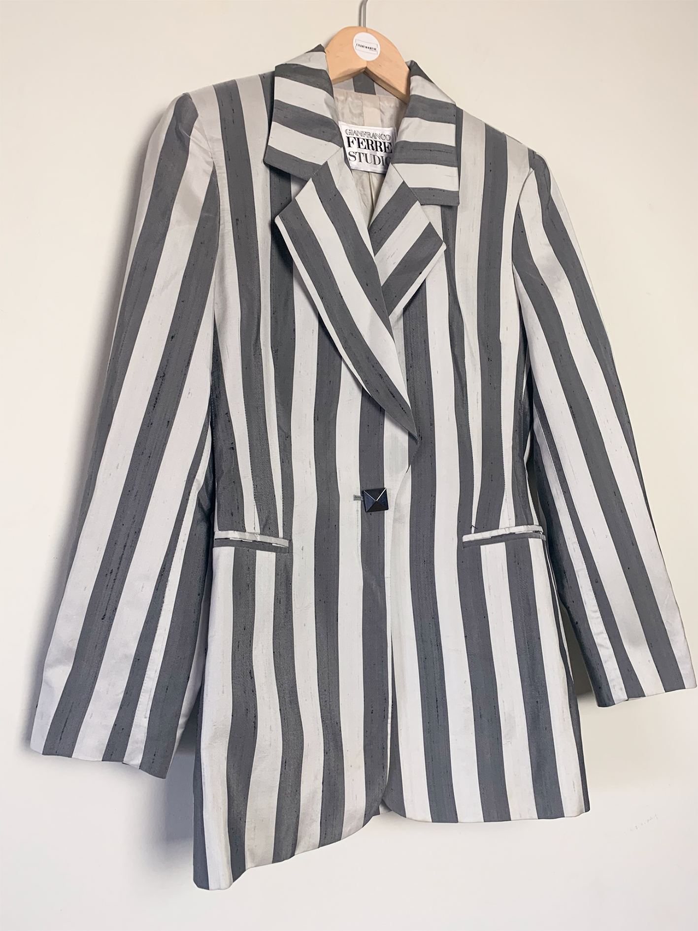 Veste rayée grise en mélange soie Gianfranco Ferre