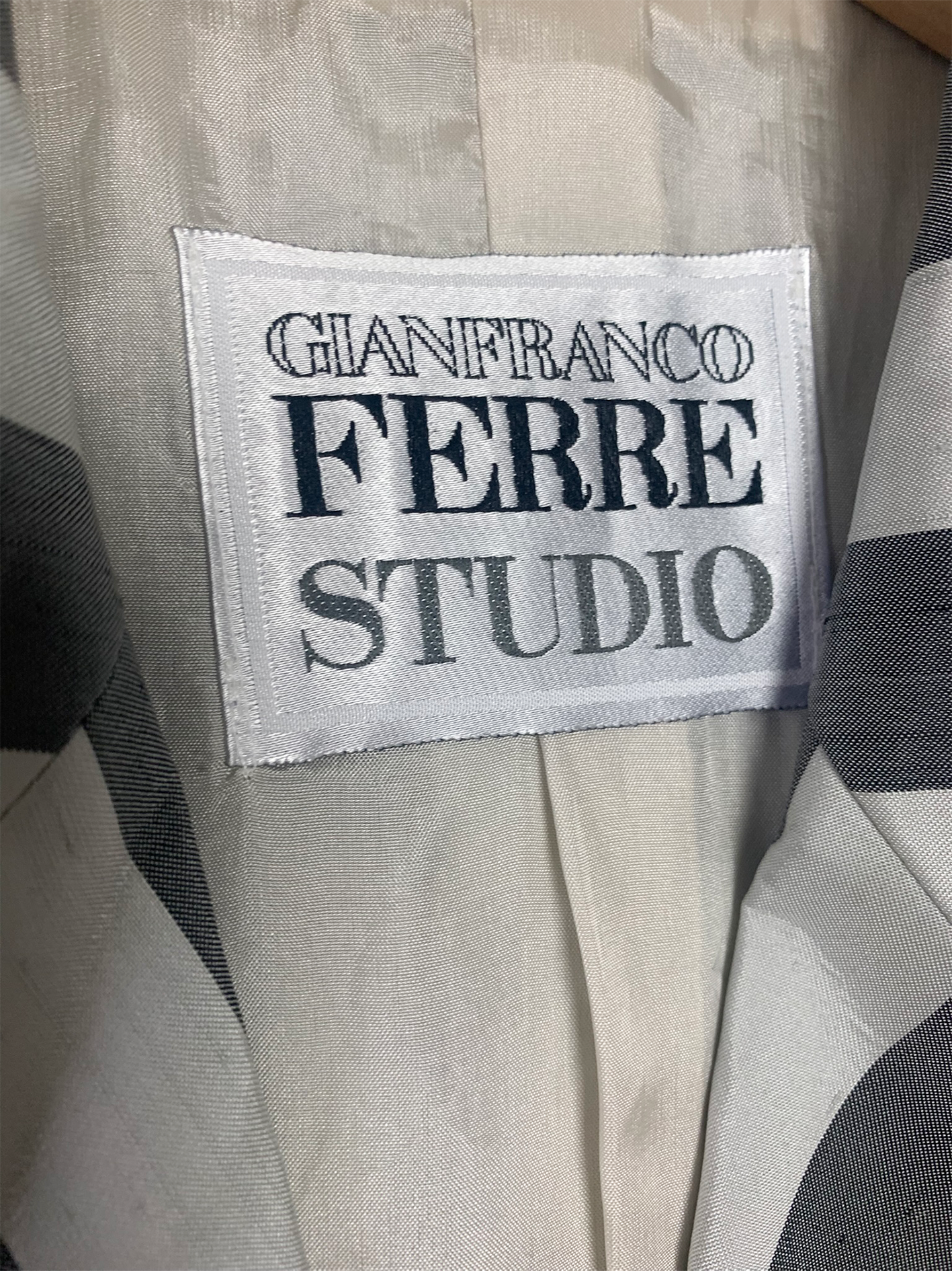 Veste rayée grise en mélange soie Gianfranco Ferre