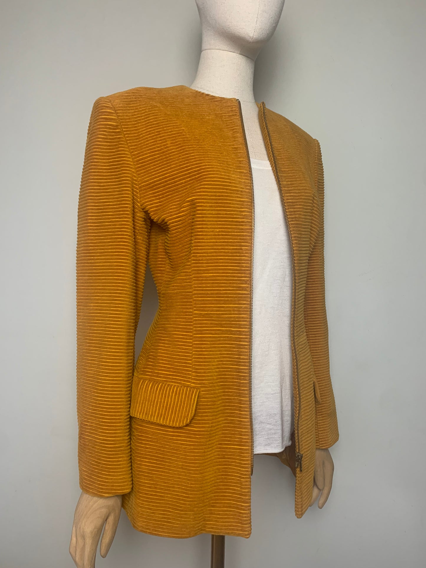 Veste Vintage Angelo Tarlazzi en Velours Côtelé - Jaune Moutarde - T. 38