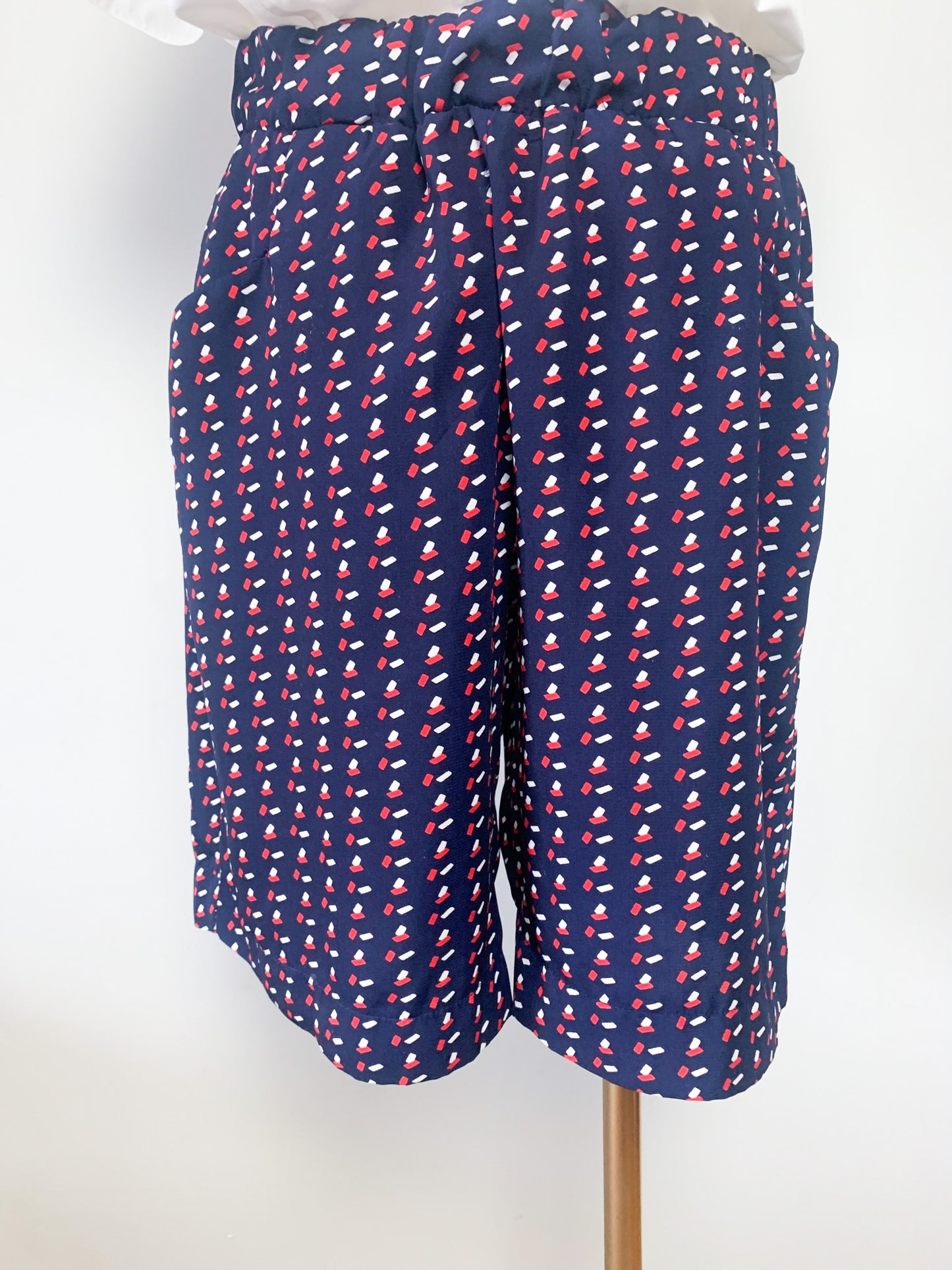 Bermuda Fluide Vintage Années 80 90 Marine Imprimé Géométrique – Taille Haute – T 40