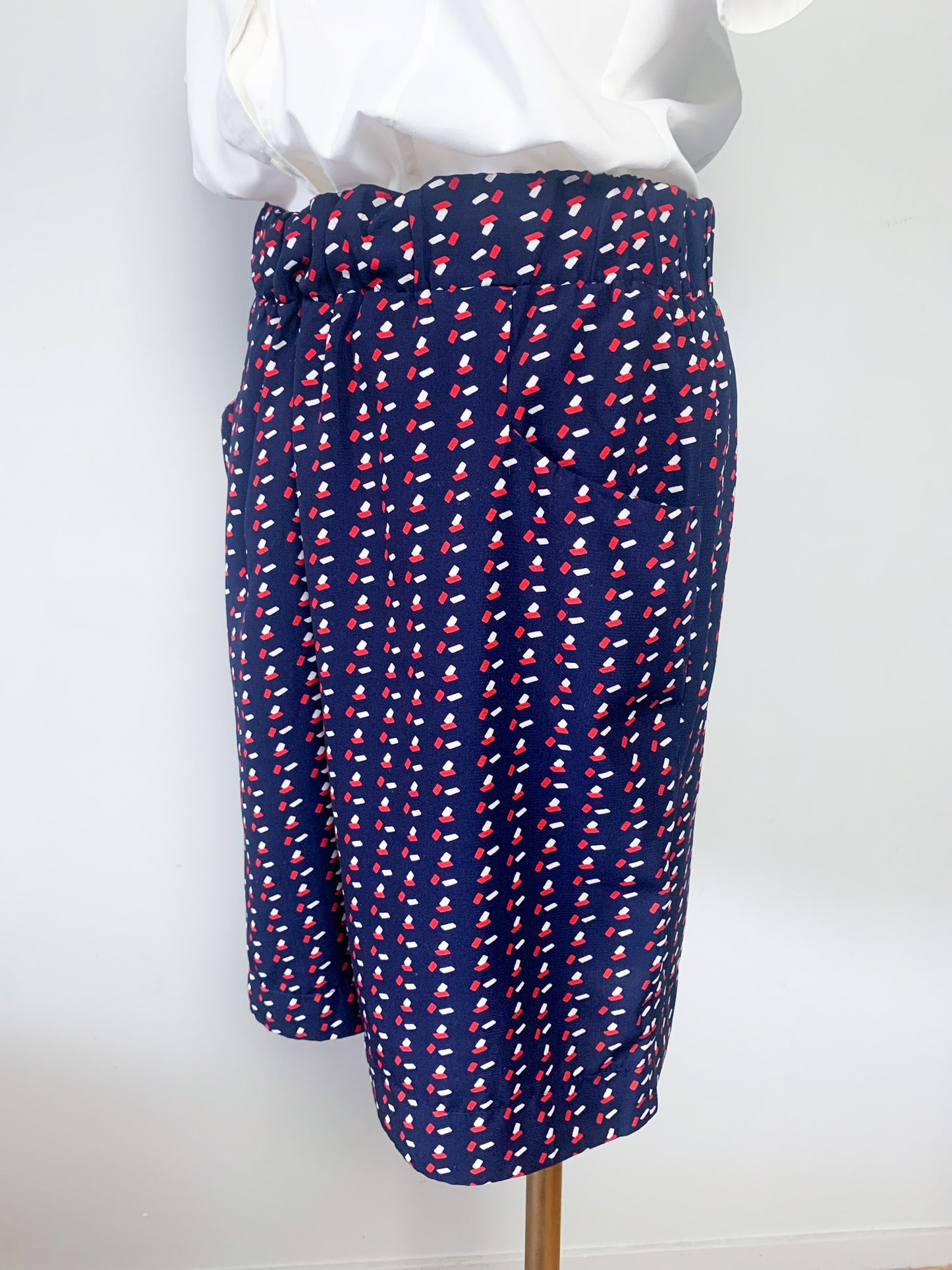 Bermuda Fluide Vintage Années 80 90 Marine Imprimé Géométrique – Taille Haute – T 40