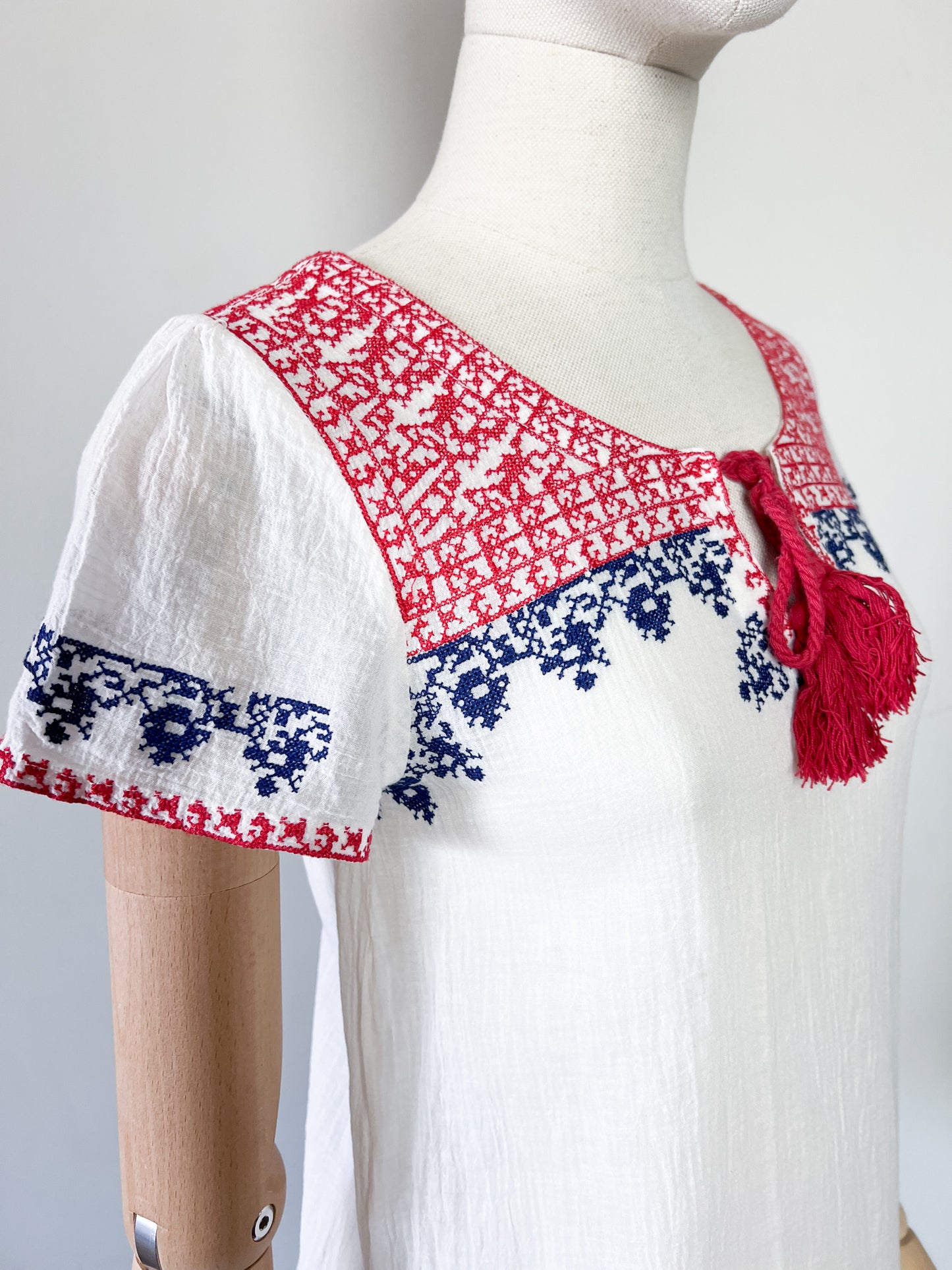 Blouse Folk - 100% Coton - Broderies Bohèmes & Pompons Lynn Adler - T. 36