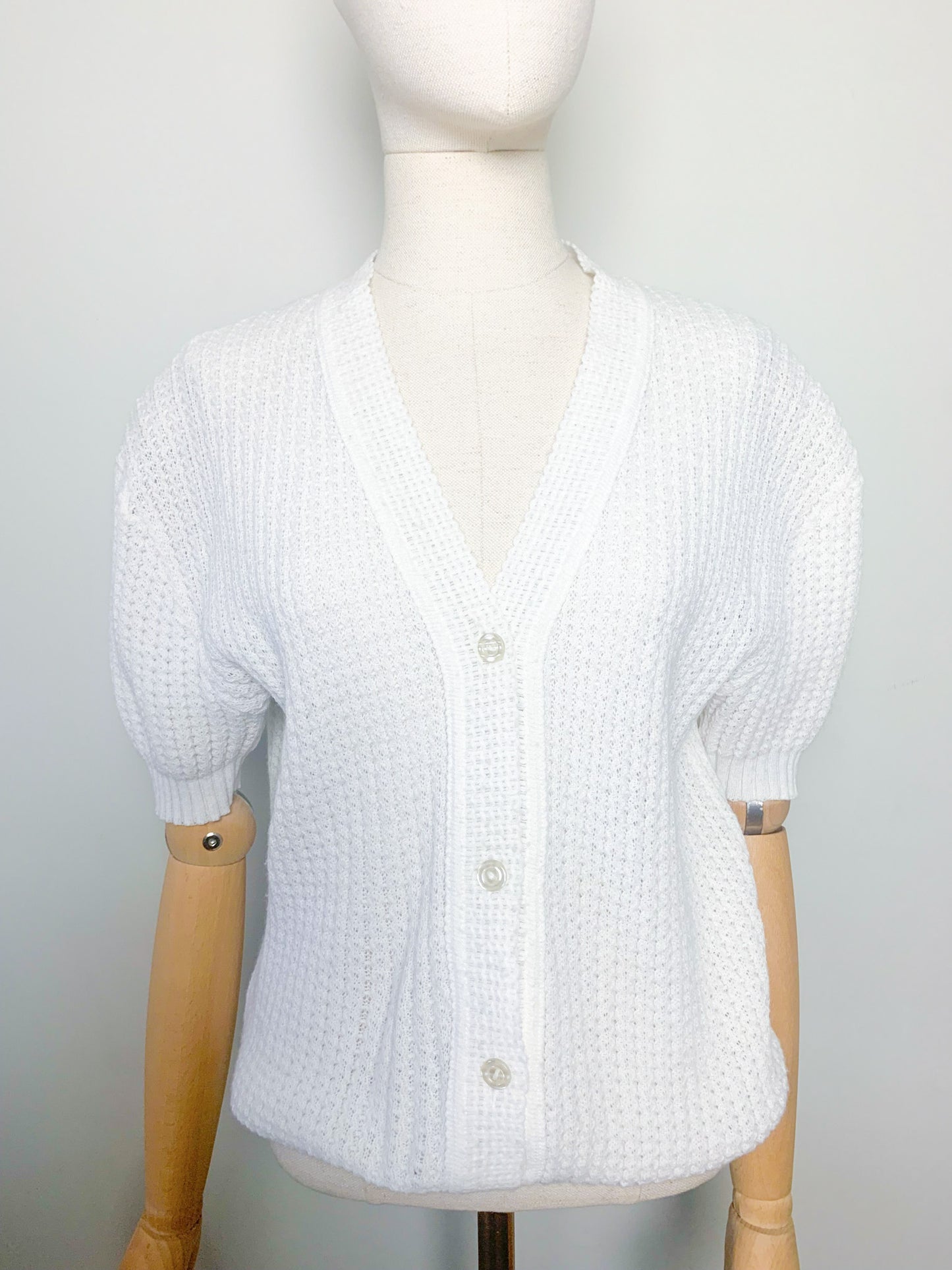 Cardigan Vintage Blanc en Maille Ajourée - Manches Courtes - T. 40
