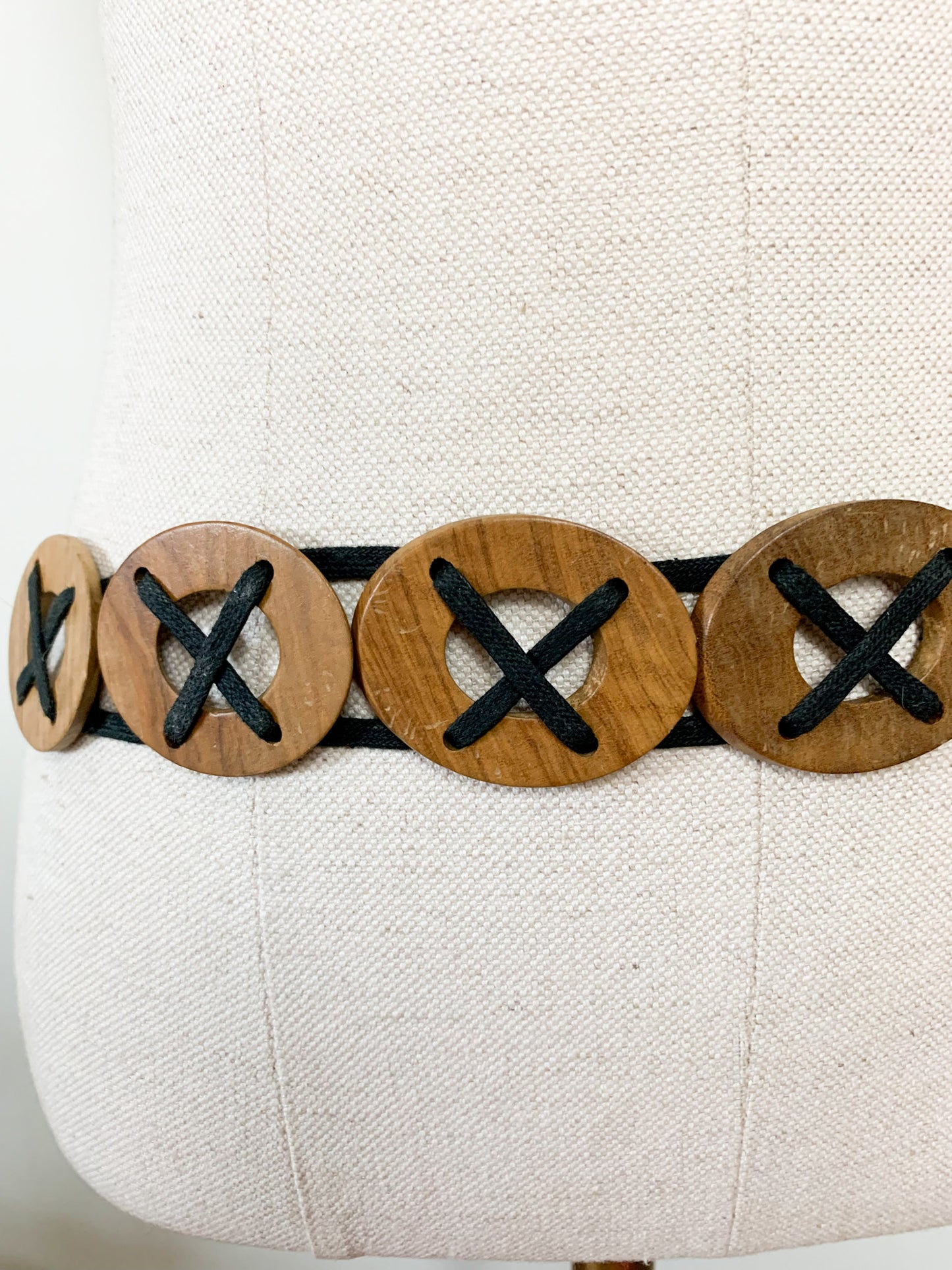 Ceinture Vintage Années 70 en Bois Artisanal – Multi-essences – Taille 75 (Ajustable)
