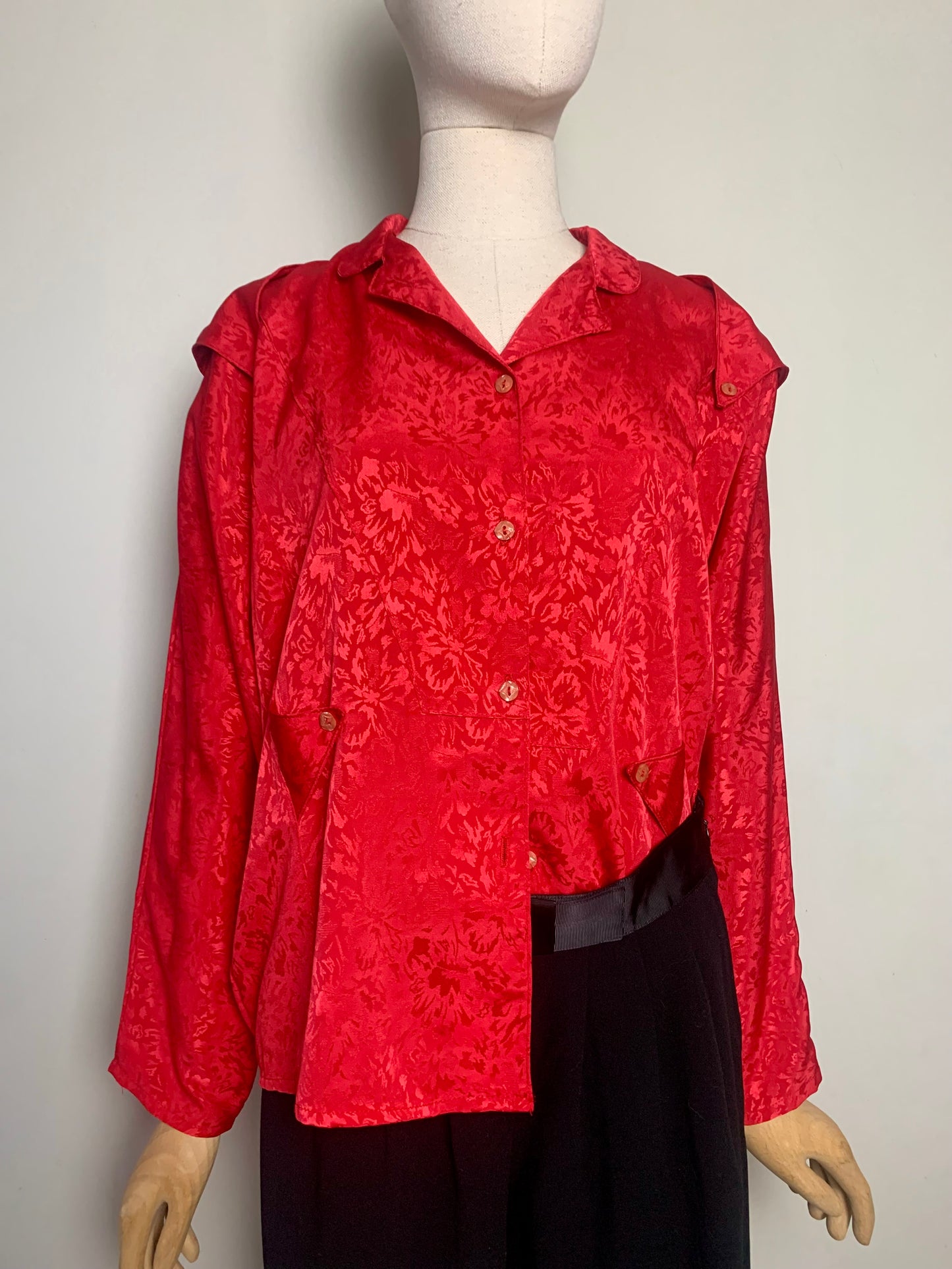 Blouse chemisier oversize rouge vintage