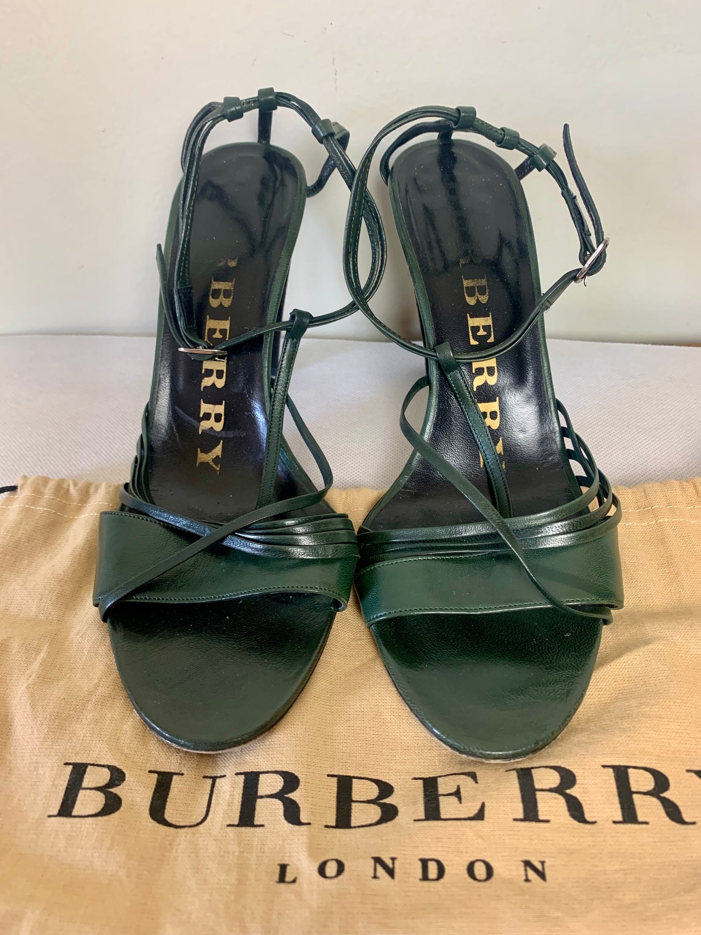 Escarpins Salomés Burberry Vintage - 100% Cuir Vert - Made in Italy - P. 39 IT/ 38 FR