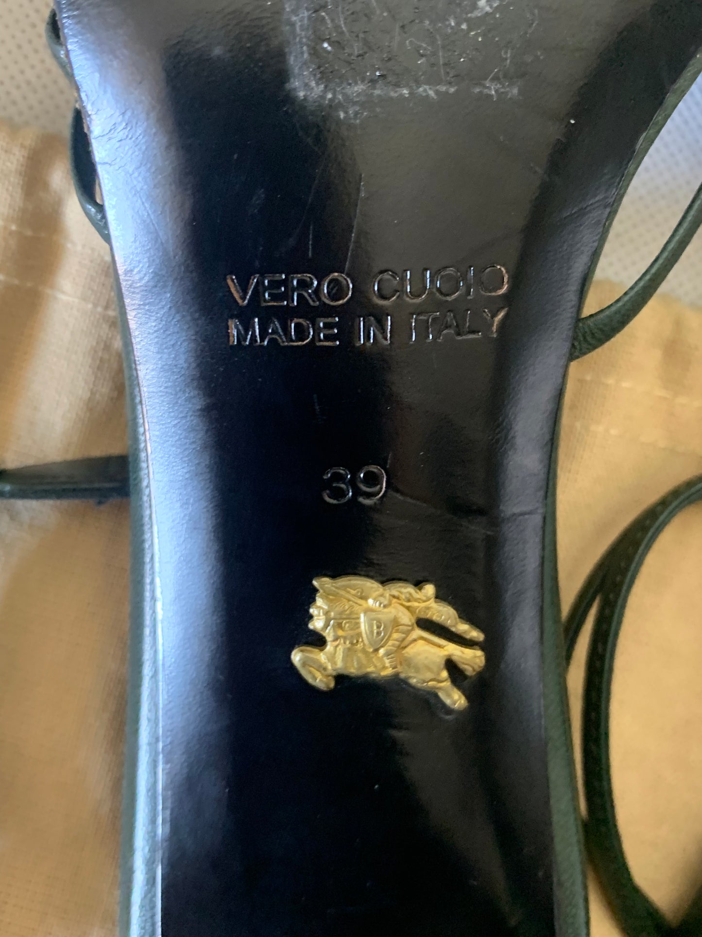 Escarpins Salomés Burberry Vintage - 100% Cuir Vert - Made in Italy - P. 39 IT/ 38 FR