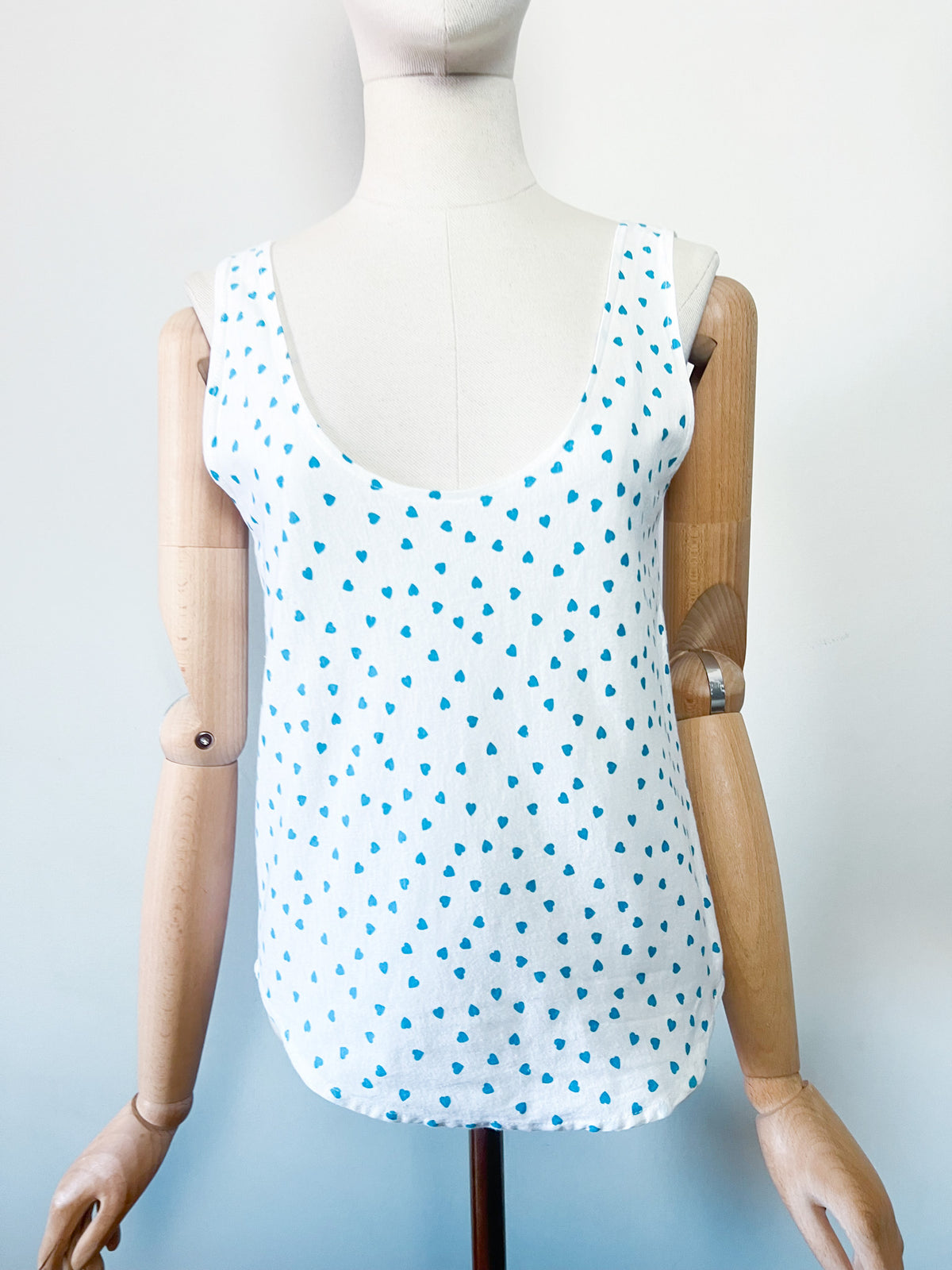 Débardeur Vintage Années 80 90 Dos Nu à Nœuds Imprimé Cœurs bleu turquoise – Fabriqué en France – T36/38