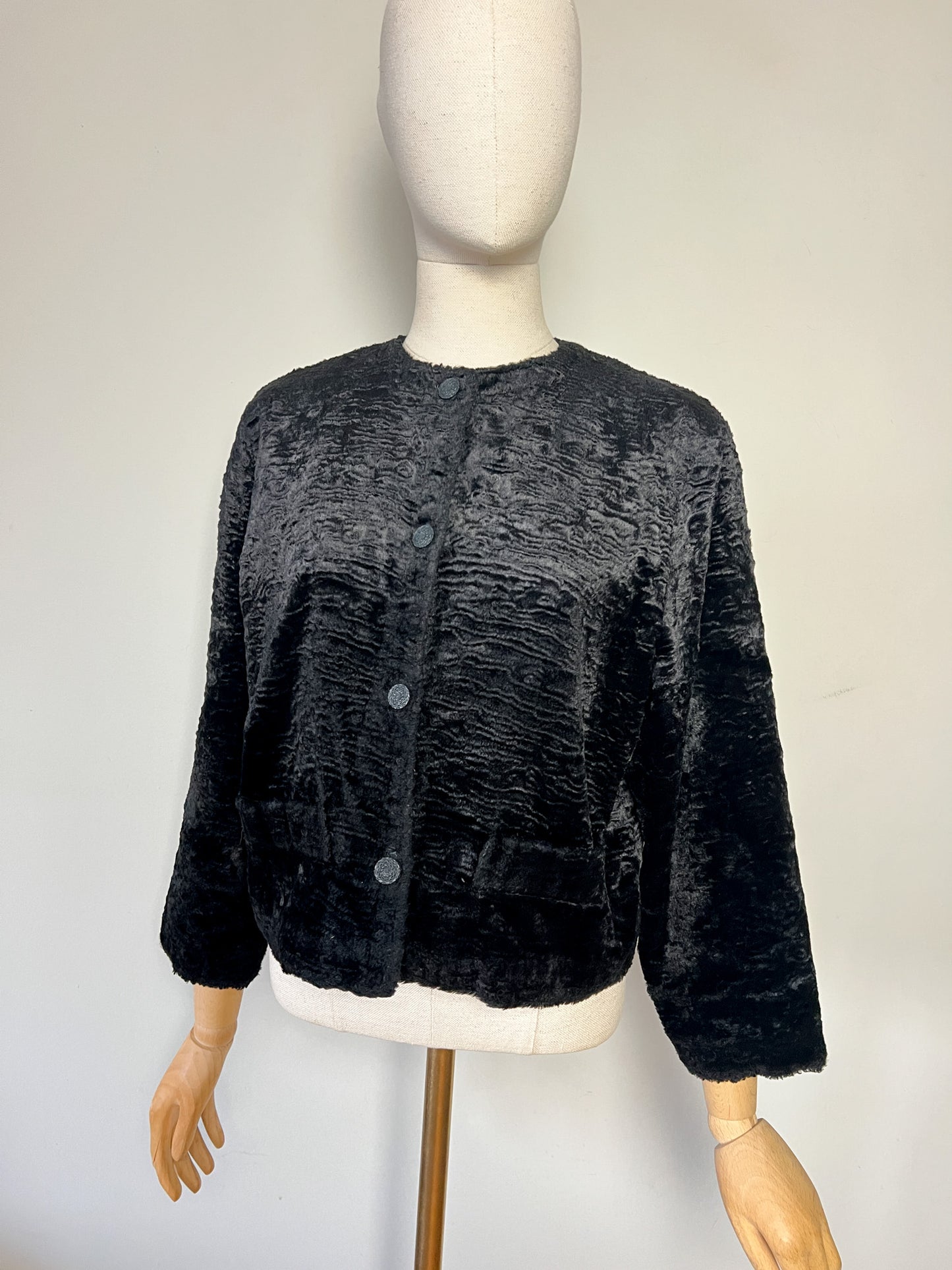 Veste Vintage Fourrure Synthétique Astrakan Noire - Coupe Courte Rétro Chic - Manches 7/8 - T40