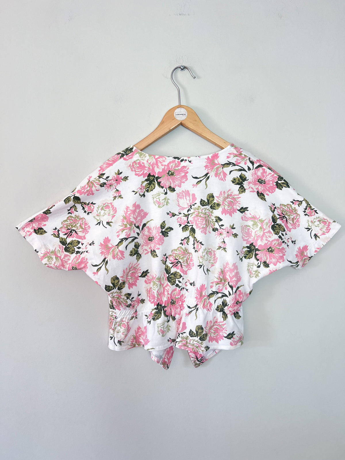 Top Vintage Années 80/90 Boutonné Fleurs Roses – Coupe Basque & Chauve-Souris – T.36/38 (S/M)