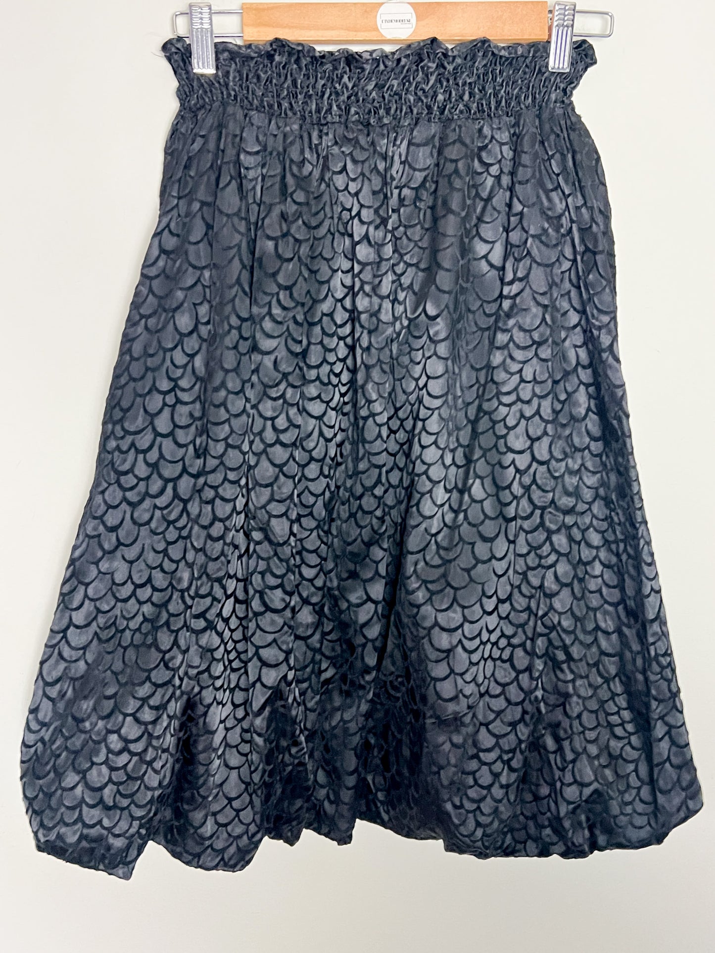 Jupe Vintage Noire Satinée Coupe Boule - Motifs Velours Goutte - Fabriqué France T 34/36