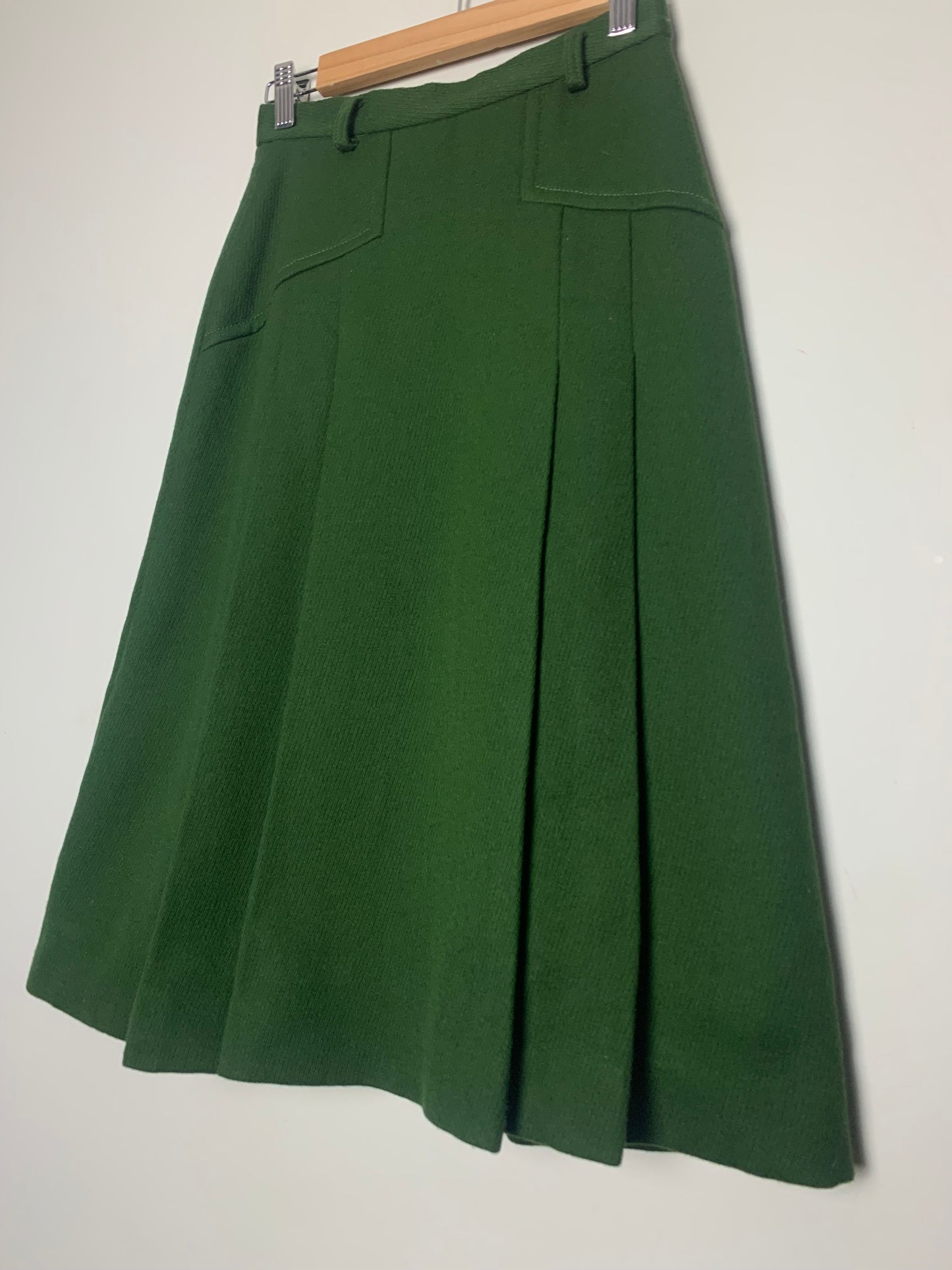Jupe midi évasée verte foncée en laine vintage
