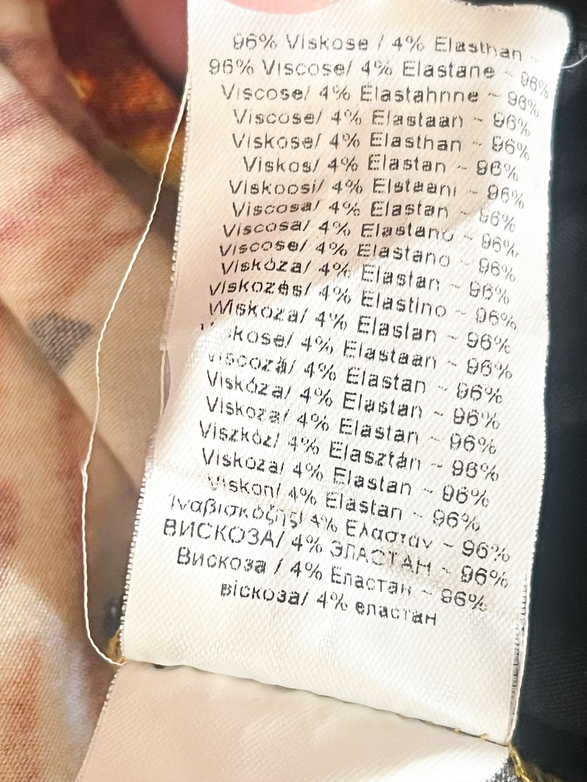 Robe vintage 90s/2000s Louis Féraud à imprimé baroque & liseré doré