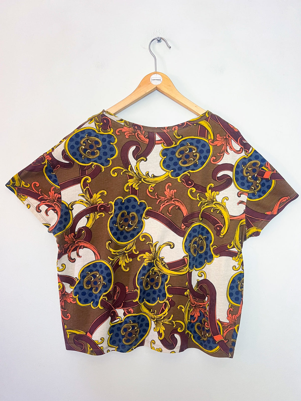 T-shirt Manches Courtes Vintage Imprimé Foulard Baroque – Coupe Boxy – Taille 38/40