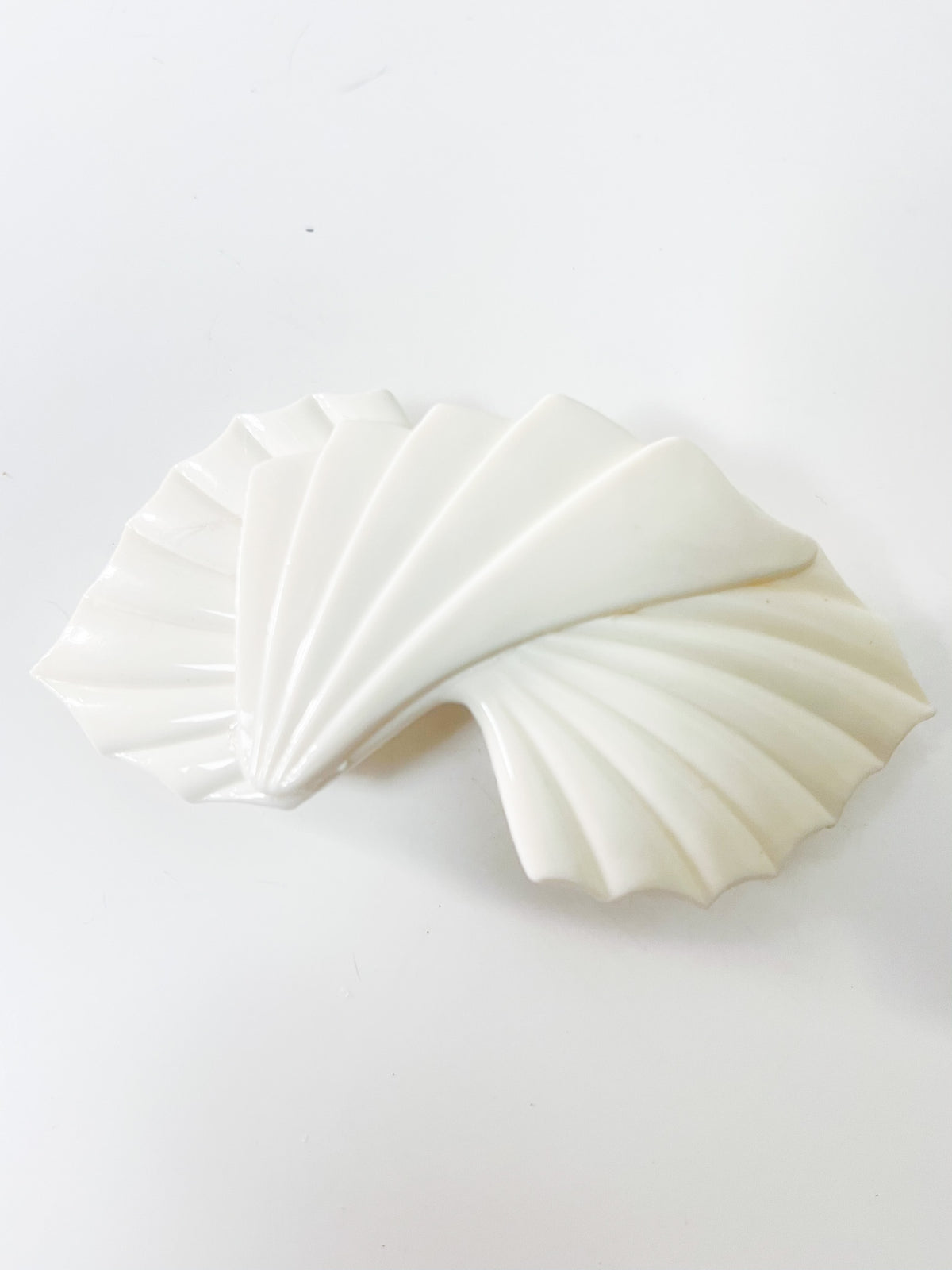 Barrette cheveux maxi vintage 80s blanche motif éventail
