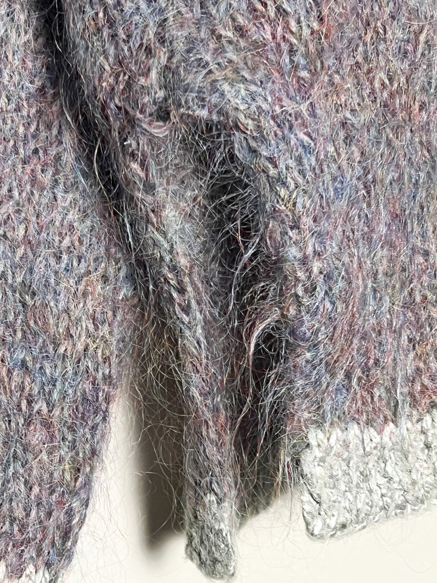 Pull Vintage Tricoté Main - Angora, Mohair, Laine - Bleu Gris Mauve et scintillant T 38/40