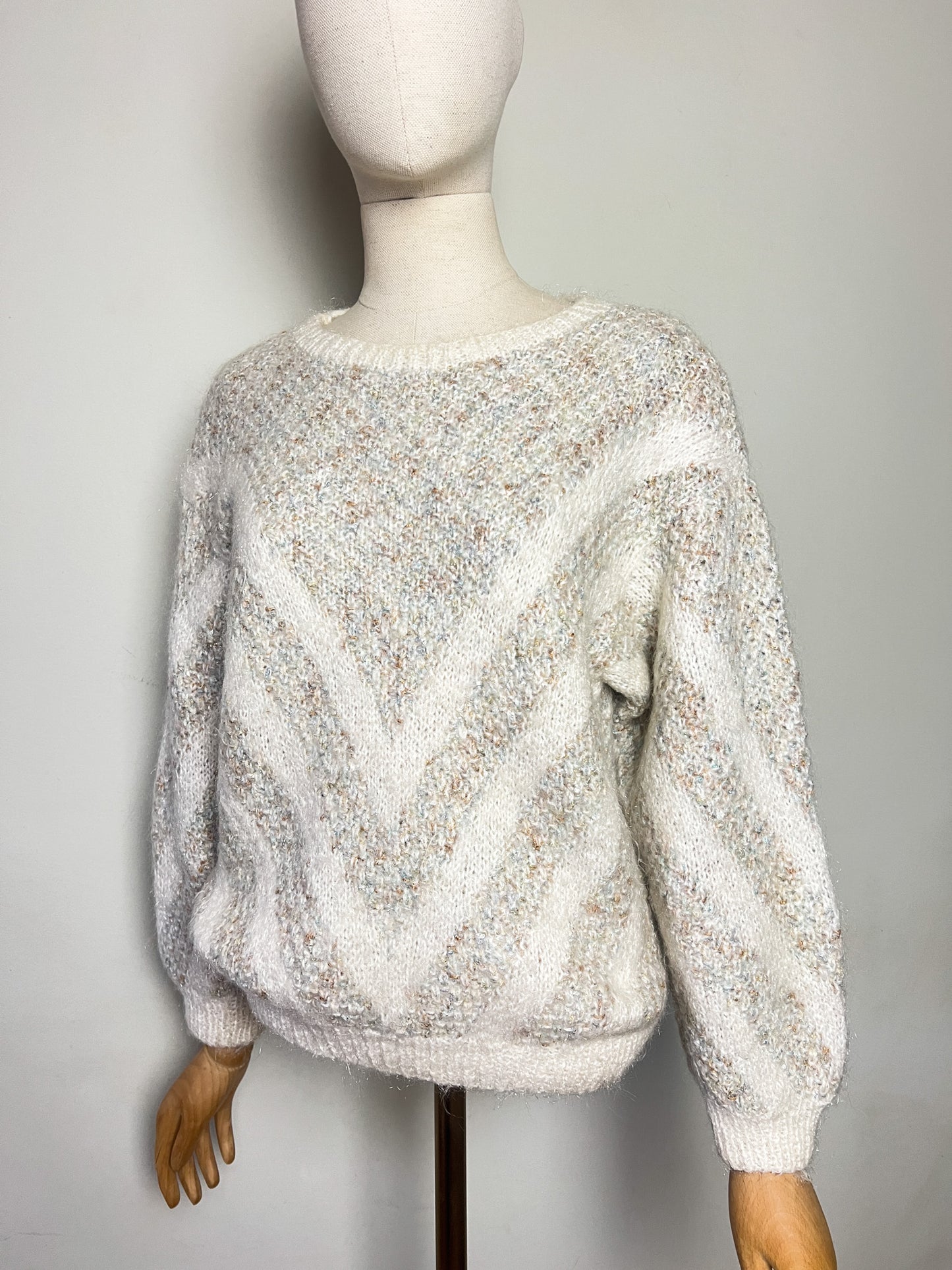 Pull Vintage Tricoté Main - Laine & Fils Métallisés Scintillants - Coupe Courte T 38 (M)