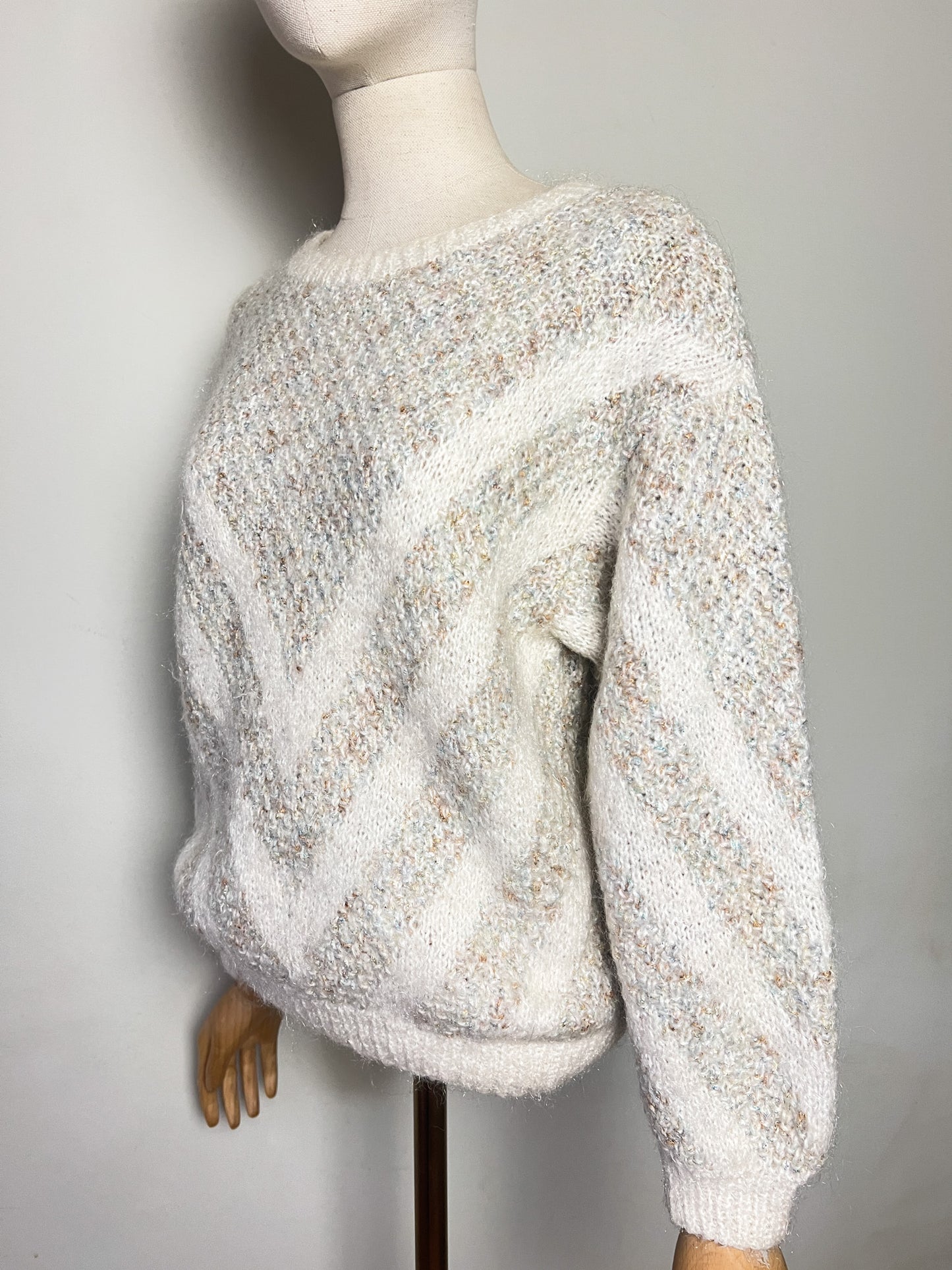 Pull Vintage Tricoté Main - Laine & Fils Métallisés Scintillants - Coupe Courte T 38 (M)