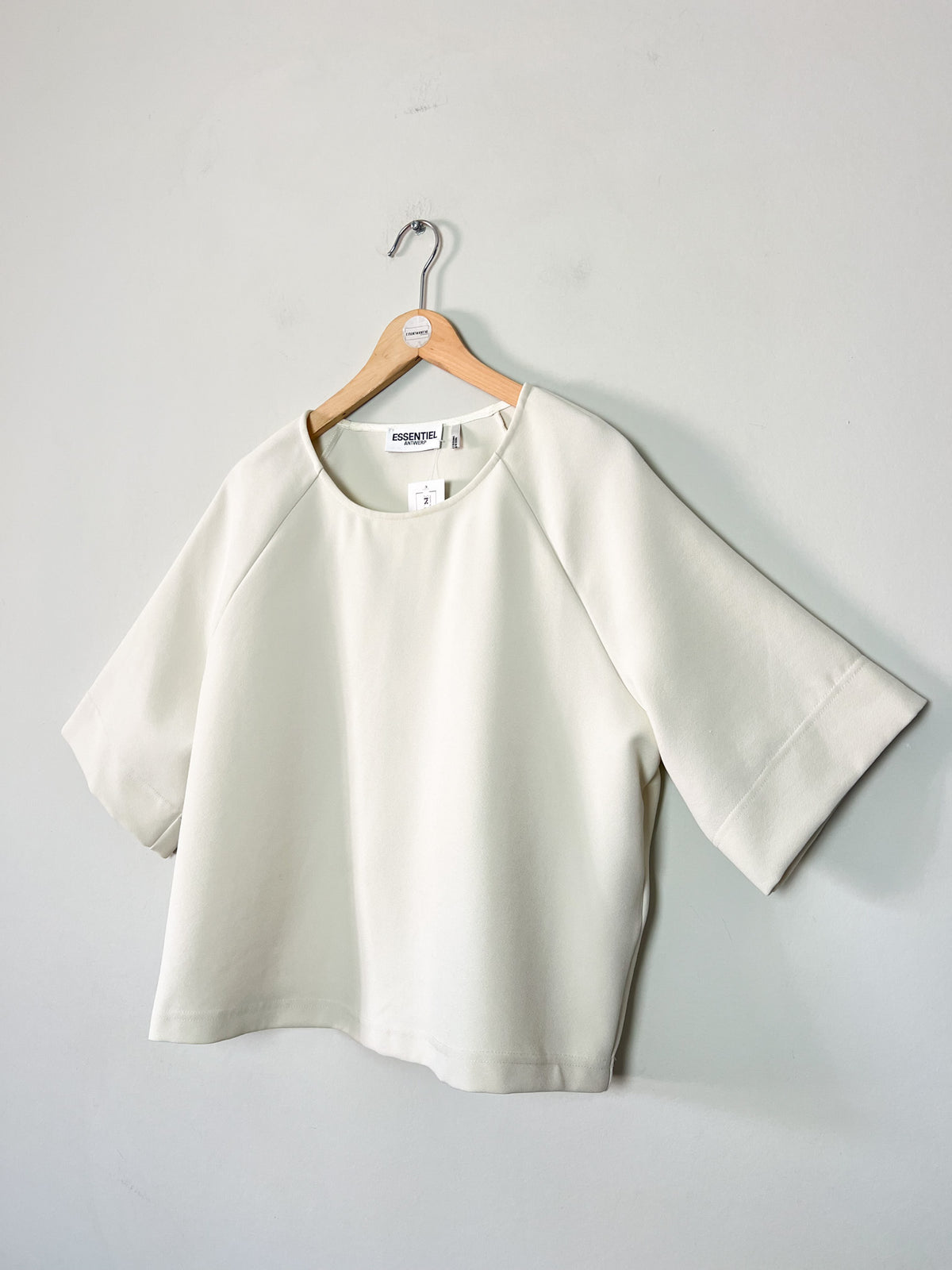 Blouse ample structurée Essentiel Antwerp modèle Domingo T34