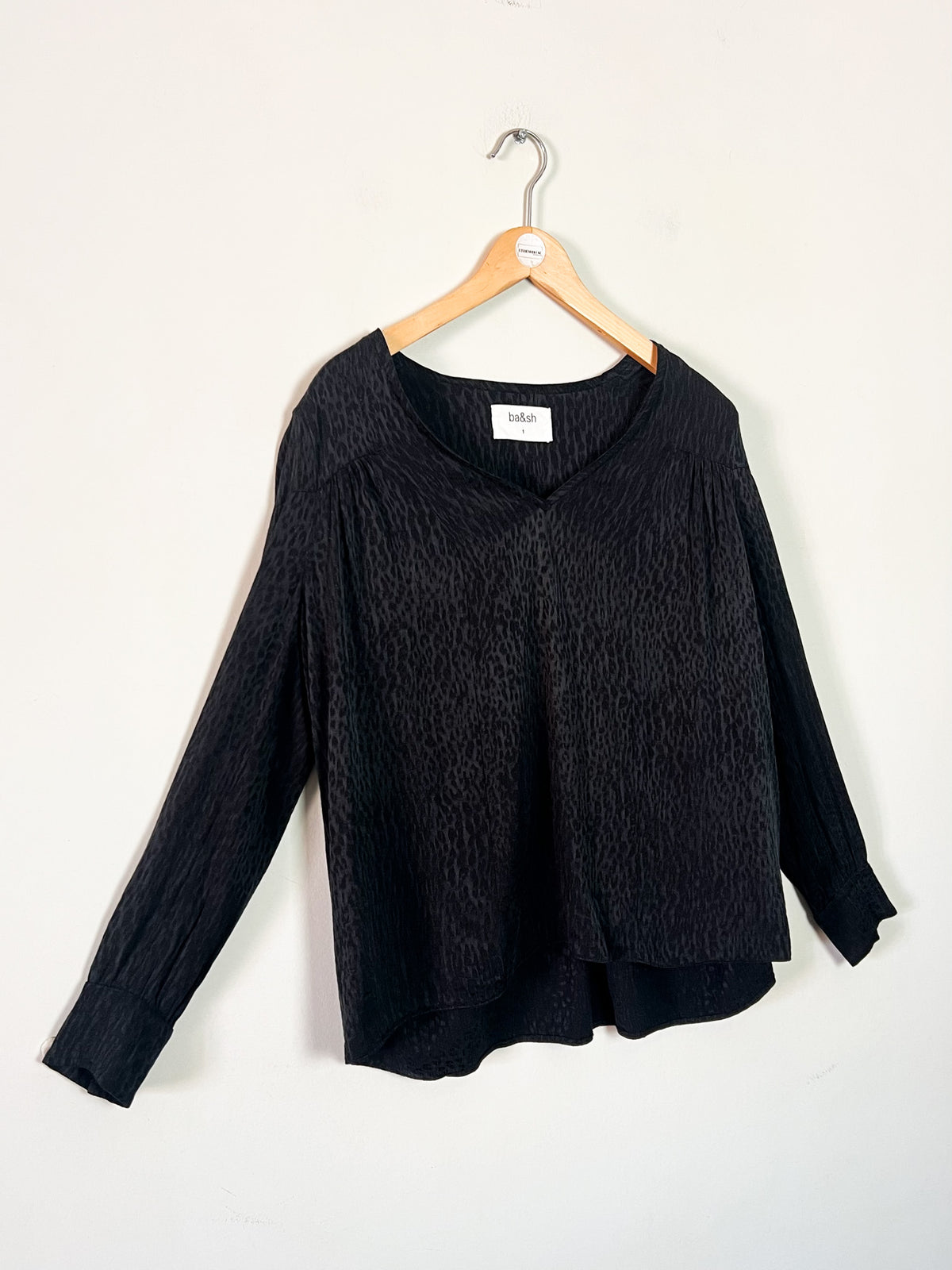 Blouse fluide noire motif reptile ba&sh modèle Liz T. 1 (S/M)