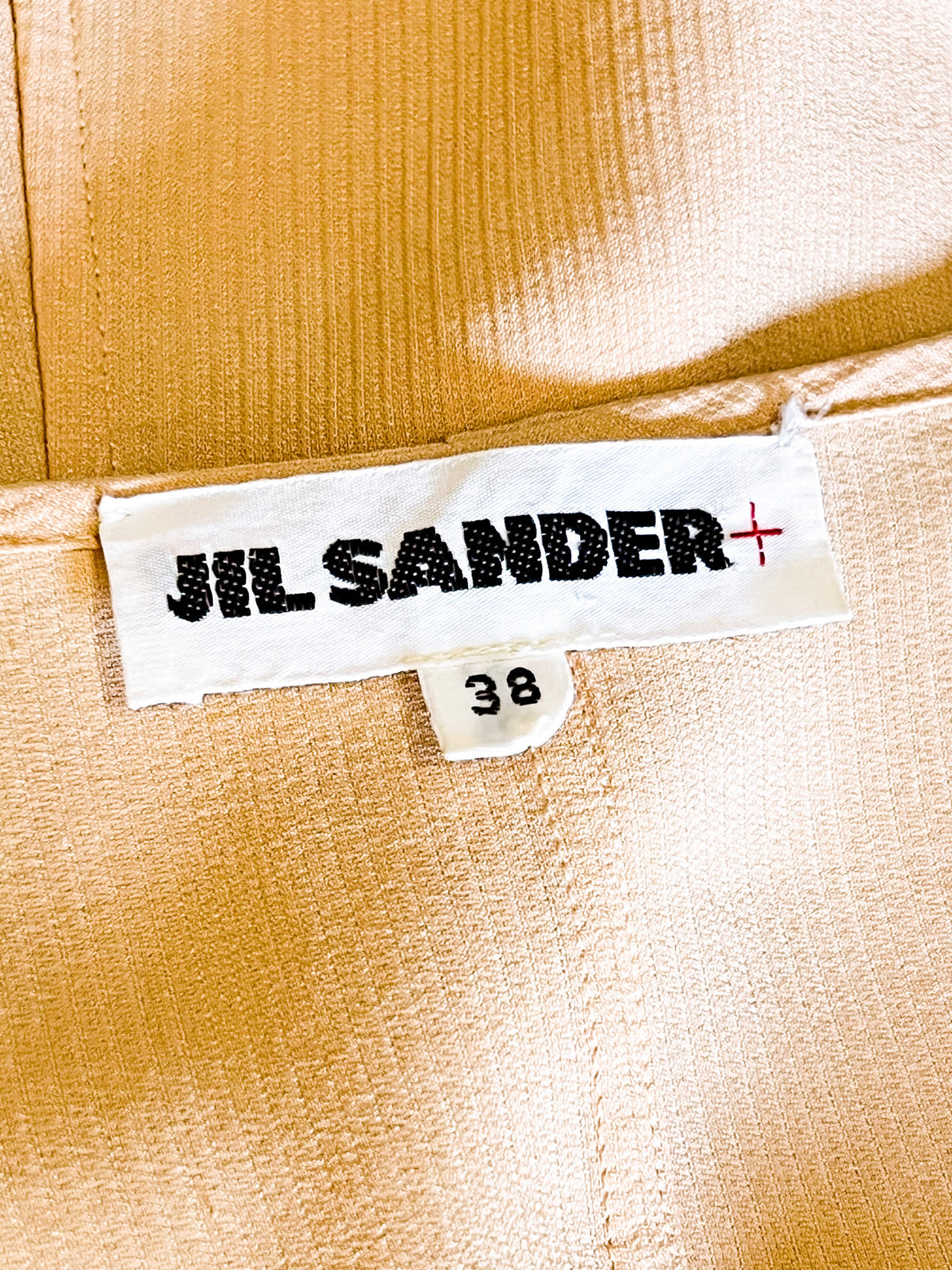 Blouse minimaliste Jil Sander + en crêpe beige T. 38