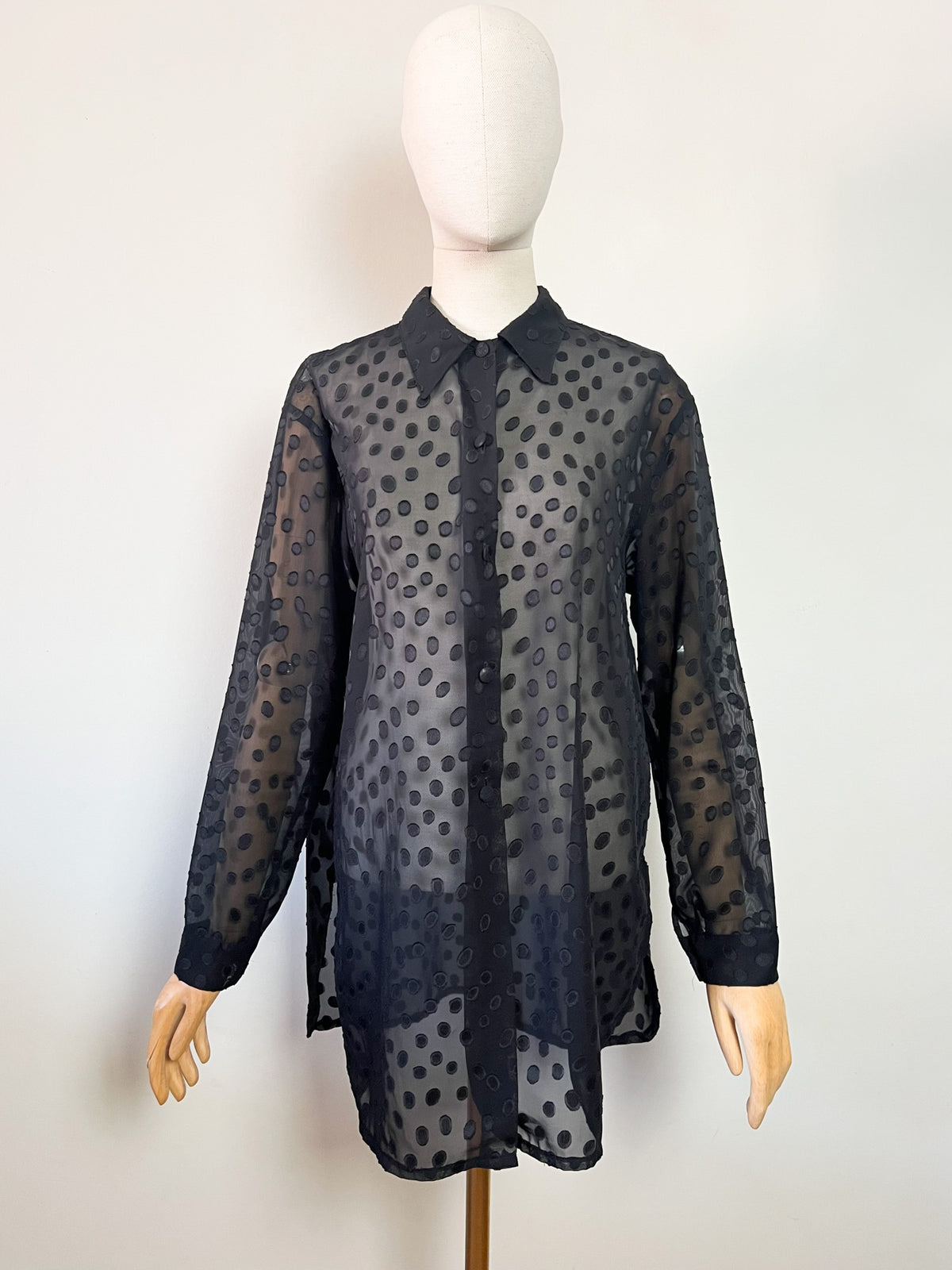 Chemisier long tunique voile transparent noir motifs relief Vintage années 90 T. 42/44