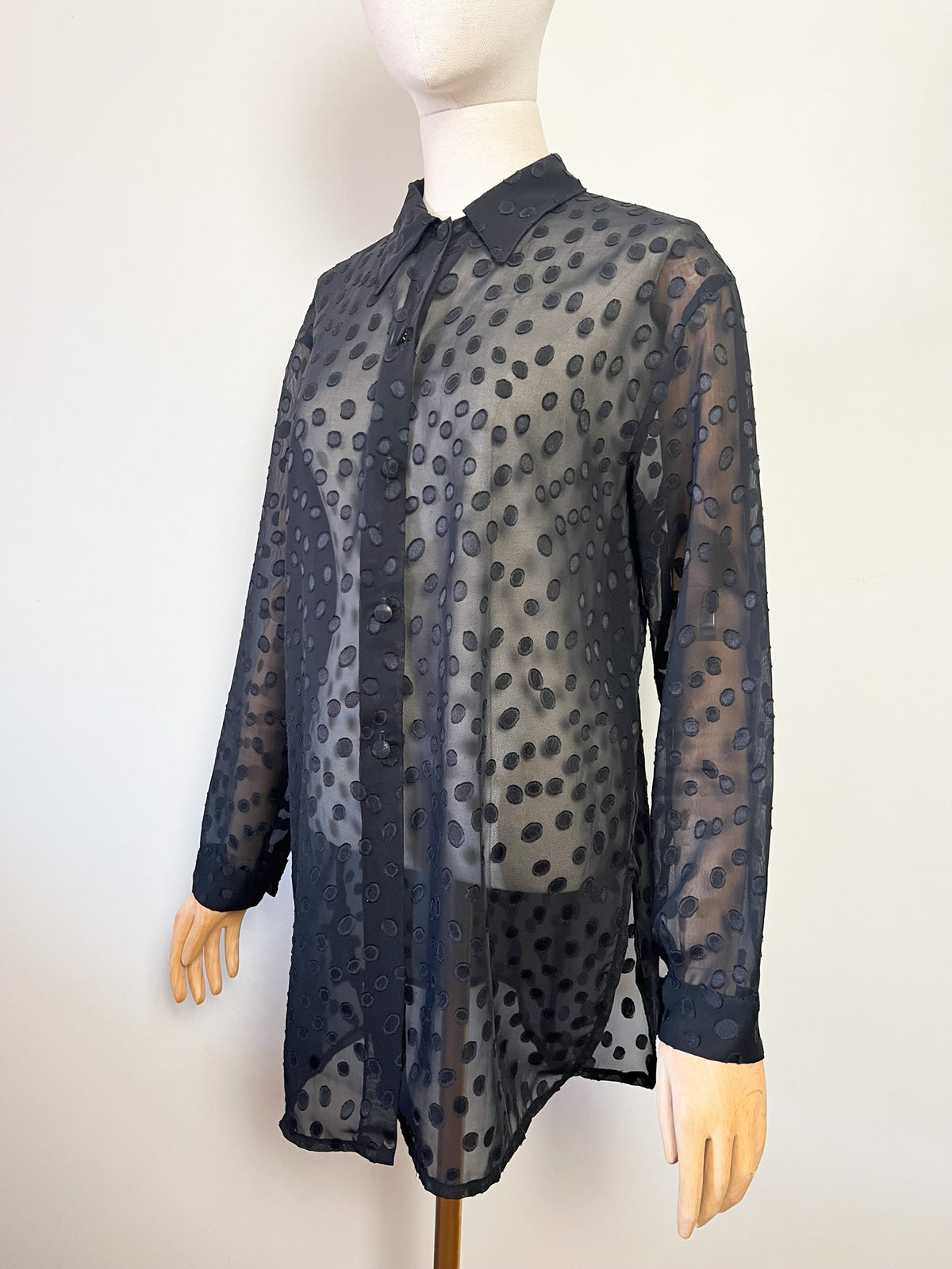 Chemisier long tunique voile transparent noir motifs relief Vintage années 90 T. 42/44