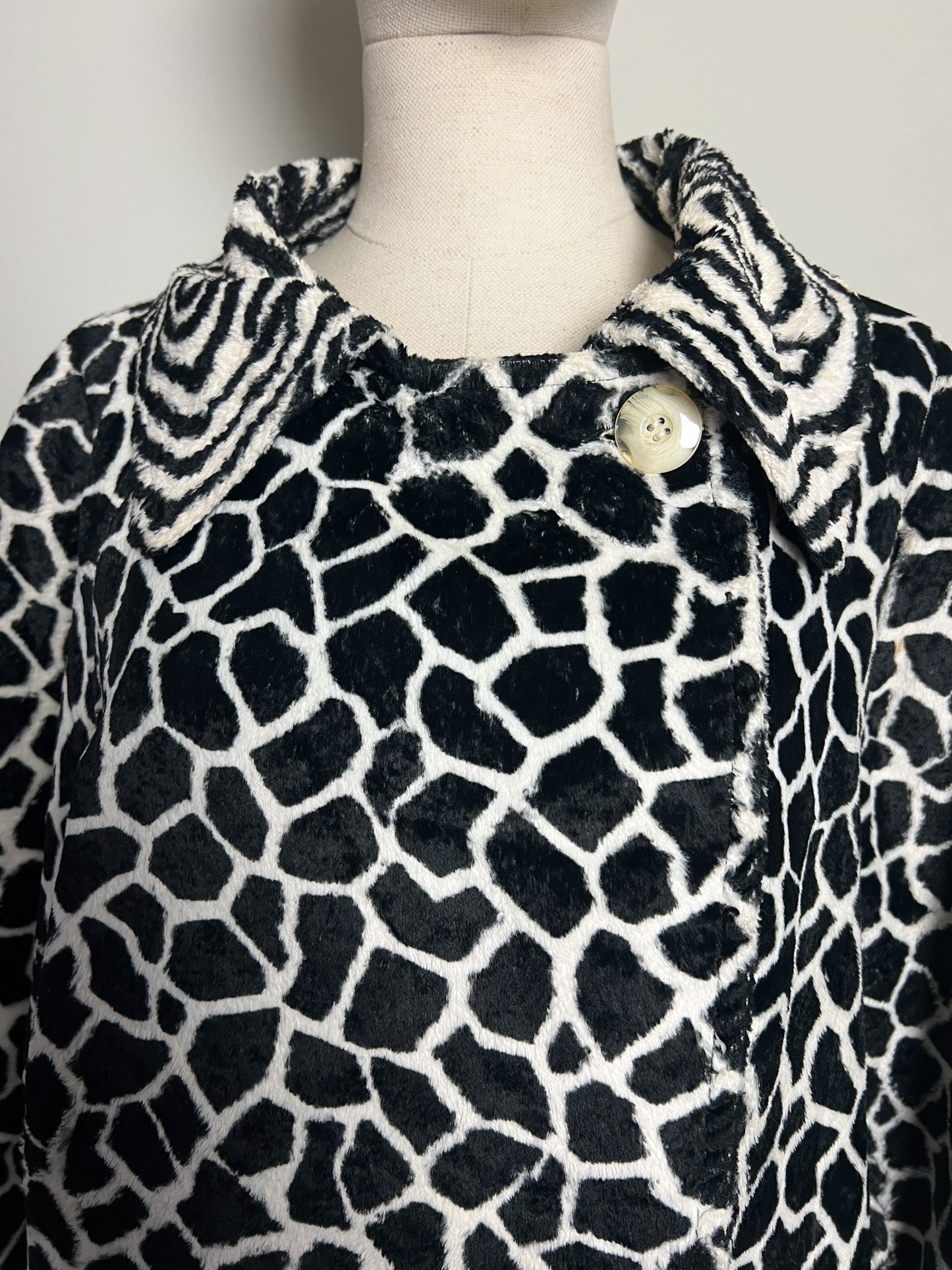 Manteau Léger Vintage Années 80 Motifs Zèbre- Fausse Fourrure en Viscose et Coton Daville pour Galeries Lafayette T 40