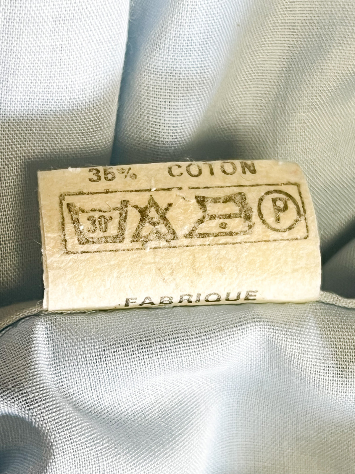 Chemisier vintage bleu ciel broderies ajourées & fleurs T. 40/42
