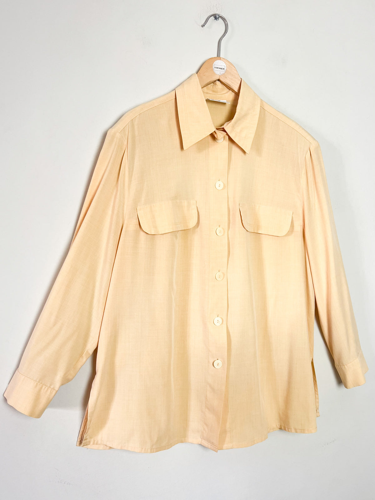 Chemise vintage années 80 jaune beurre Betty Barclay à épaulettes T. 40/42 (ou 38 loose)
