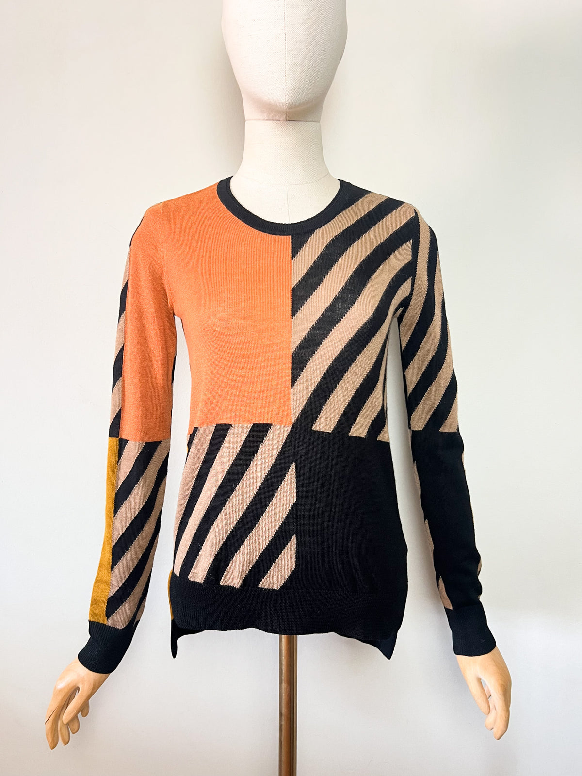 Pull graphique Burberry Brit laine & alpaga — Color-block & rayures — Taille 34