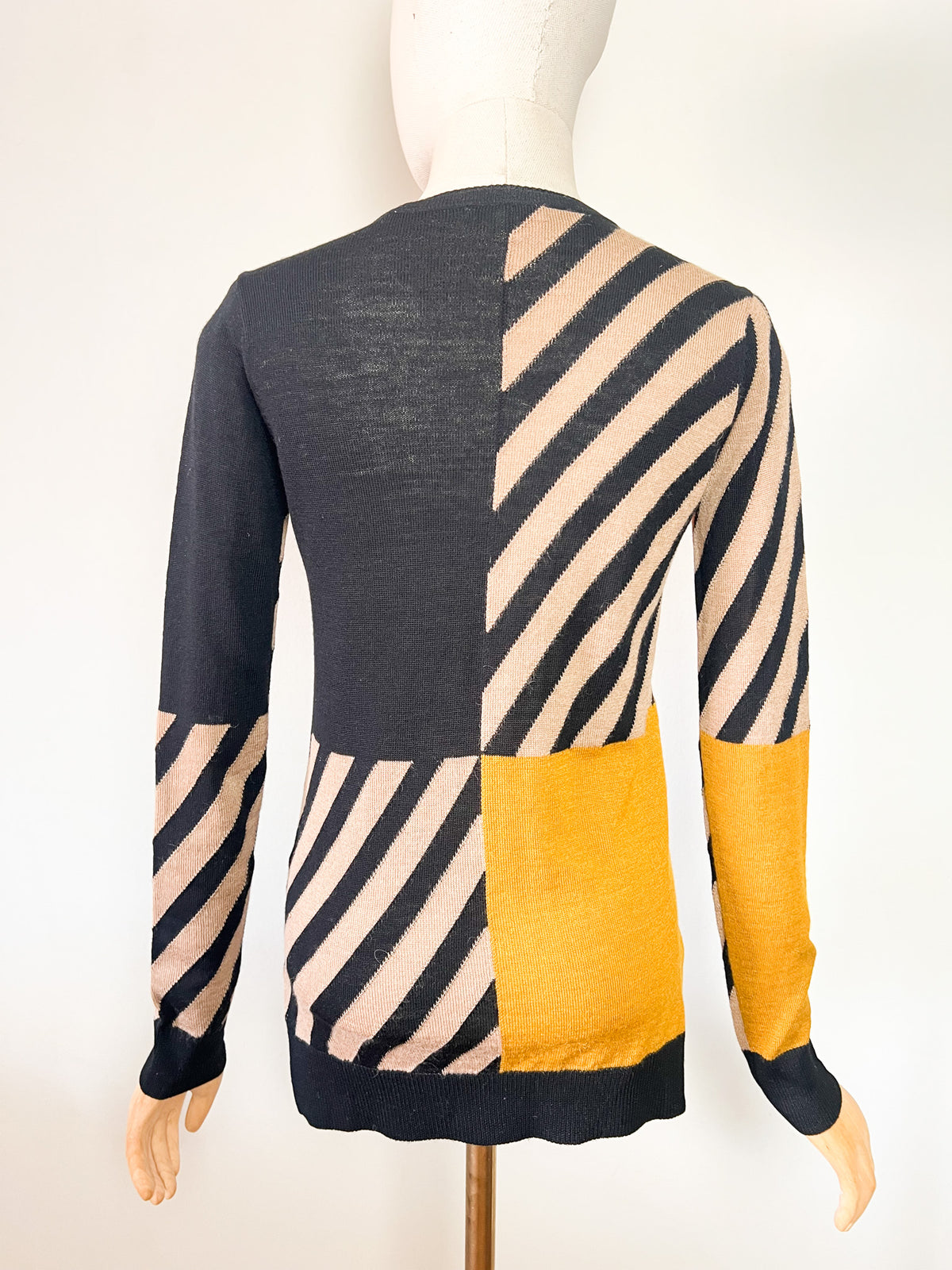 Pull graphique Burberry Brit laine & alpaga — Color-block & rayures — Taille 34