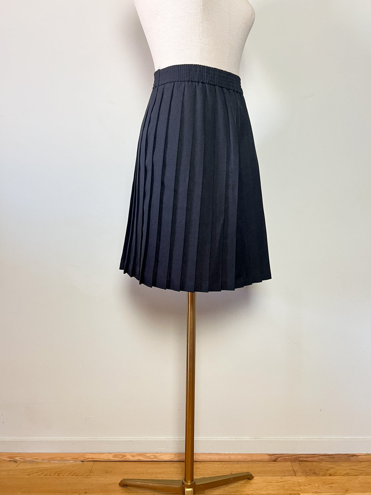Jupe plissée noire vintage années 80 style preppy schoolgirl T34 36