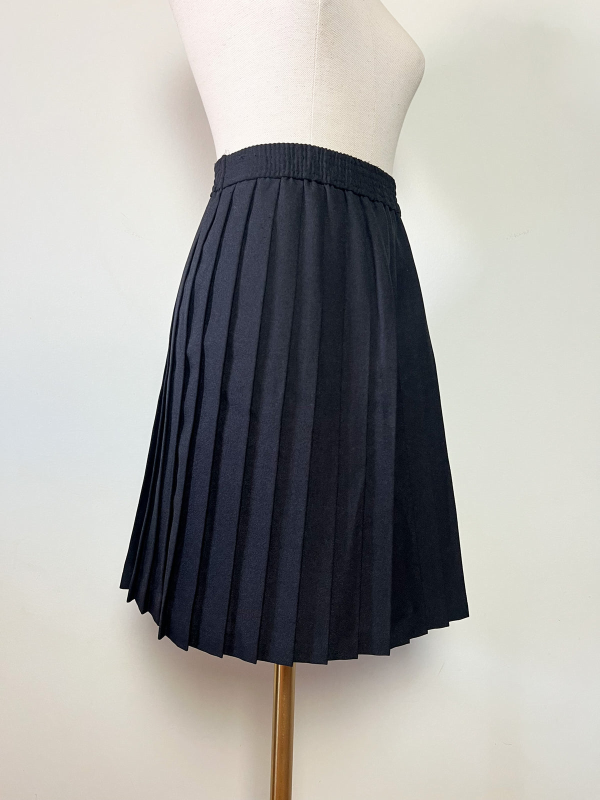Jupe plissée noire vintage années 80 style preppy schoolgirl T34 36