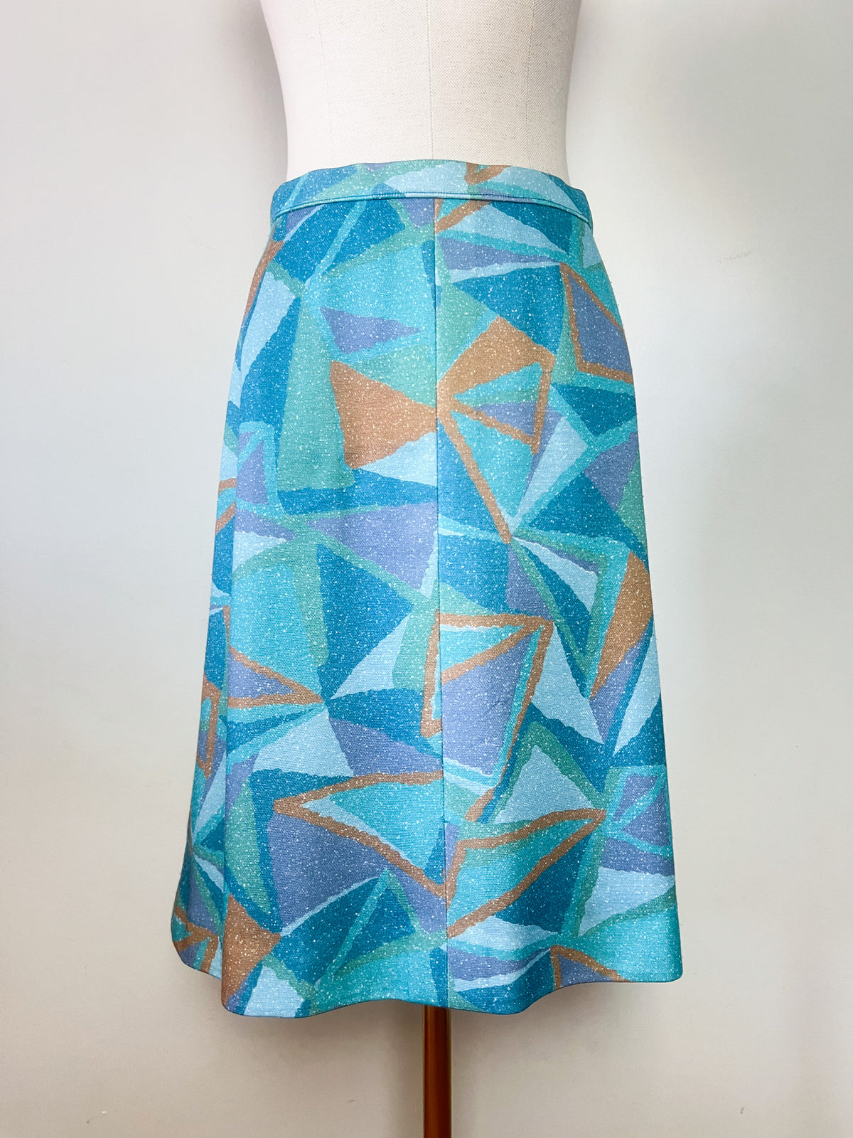 Jupe trapeze vintage 70s à motif géométrique — Vert d'eau, bleu & ocre (Taille 36/38