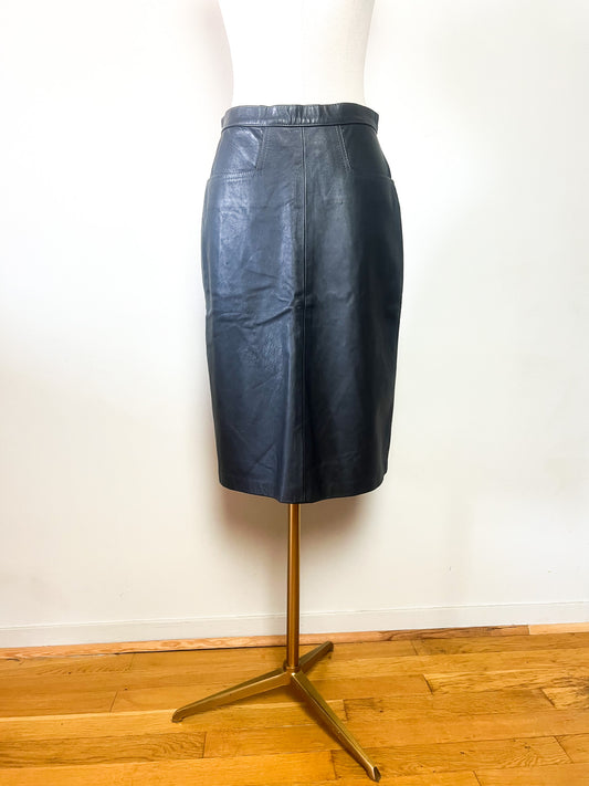 Jupe droite vintage années 80 en vrai cuir gris anthracite poches géométriques Taille 36