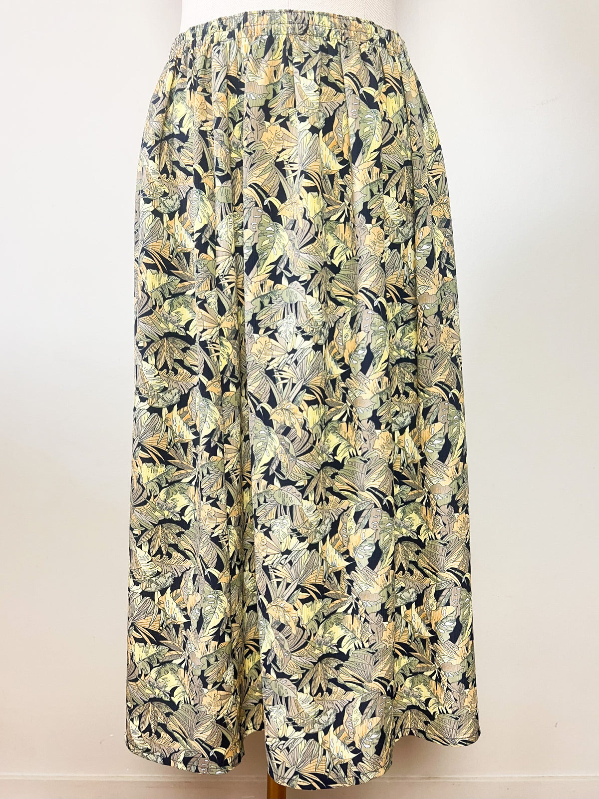 Jupe midi fluide vintage années 80 imprimé tropical kaki beige Griffon T36 38