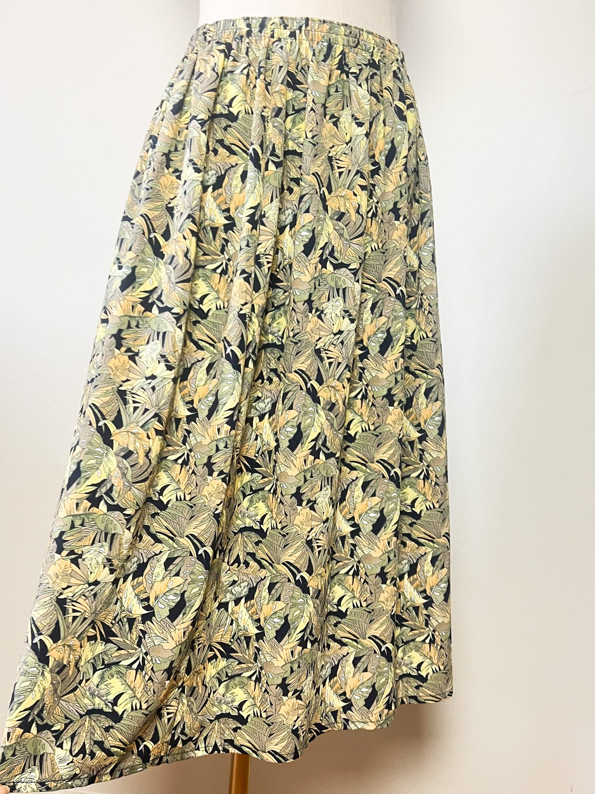 Jupe midi fluide vintage années 80 imprimé tropical kaki beige Griffon T36 38