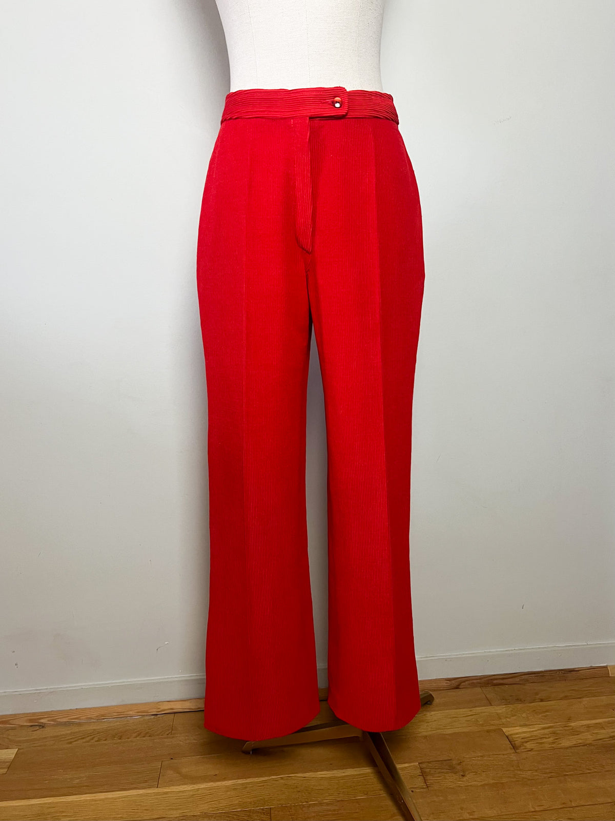 Pantalon vintage années 70 en velours rouge Jambes larges Taille 34/36