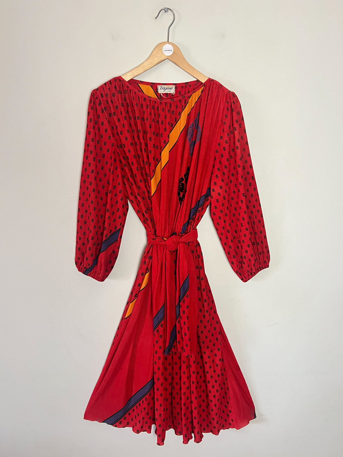 Robe mi-longue plissée vintage 70s Imprimé rétro & ceinture Virginie Paris (T36 au 40)
