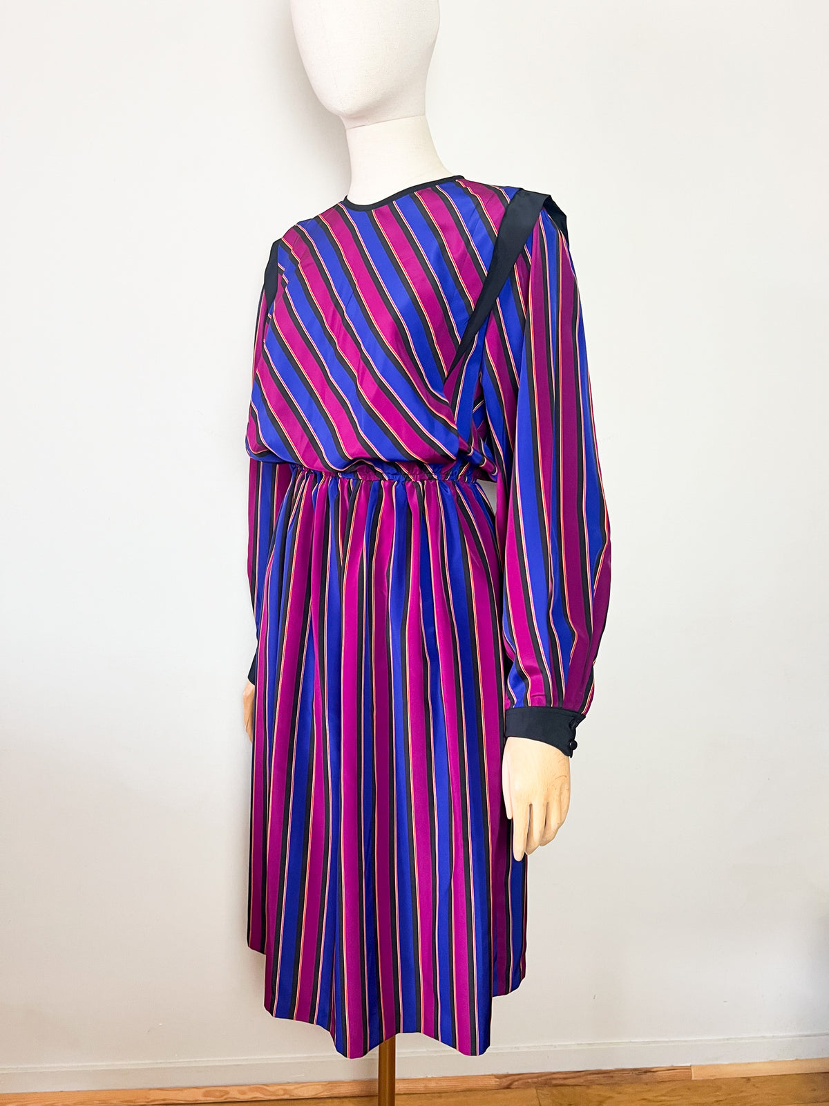 Robe midi vintage années 80 rayée avec poches Eric Laage Paris Made in France (T36)