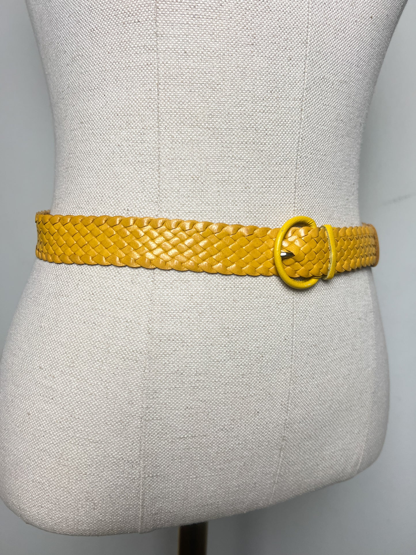 Ceinture Vintage Jaune en Cuir de Chèvre Tressé - Taille 75 - Made in France