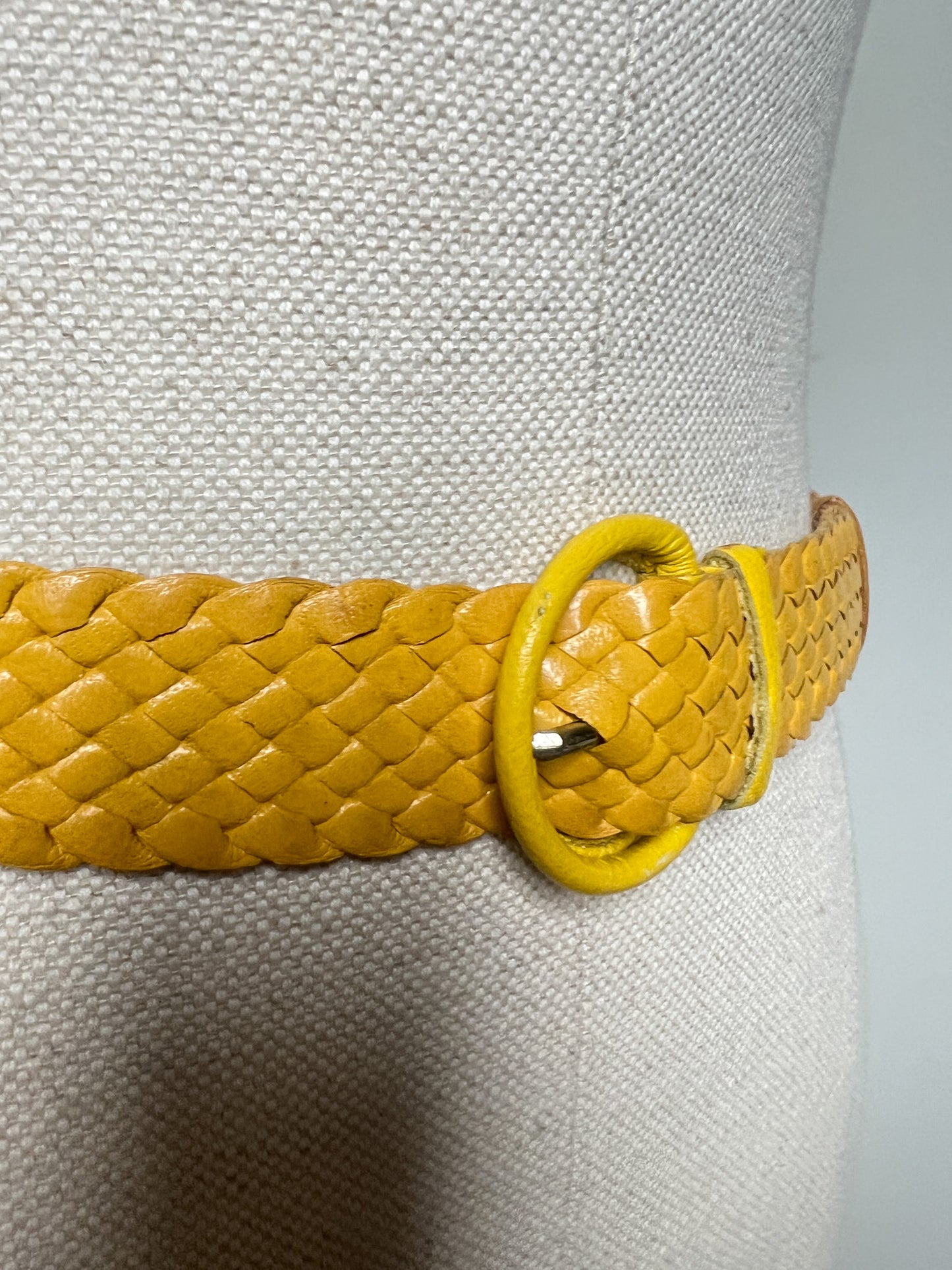 Ceinture Vintage Jaune en Cuir de Chèvre Tressé - Taille 75 - Made in France