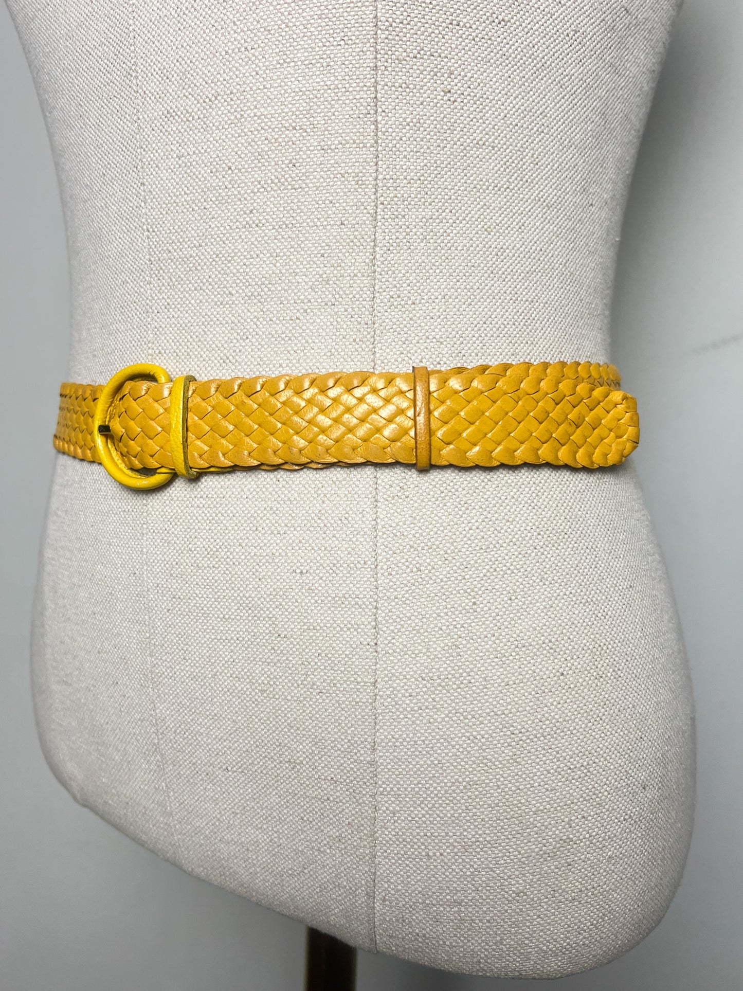 Ceinture Vintage Jaune en Cuir de Chèvre Tressé - Taille 75 - Made in France