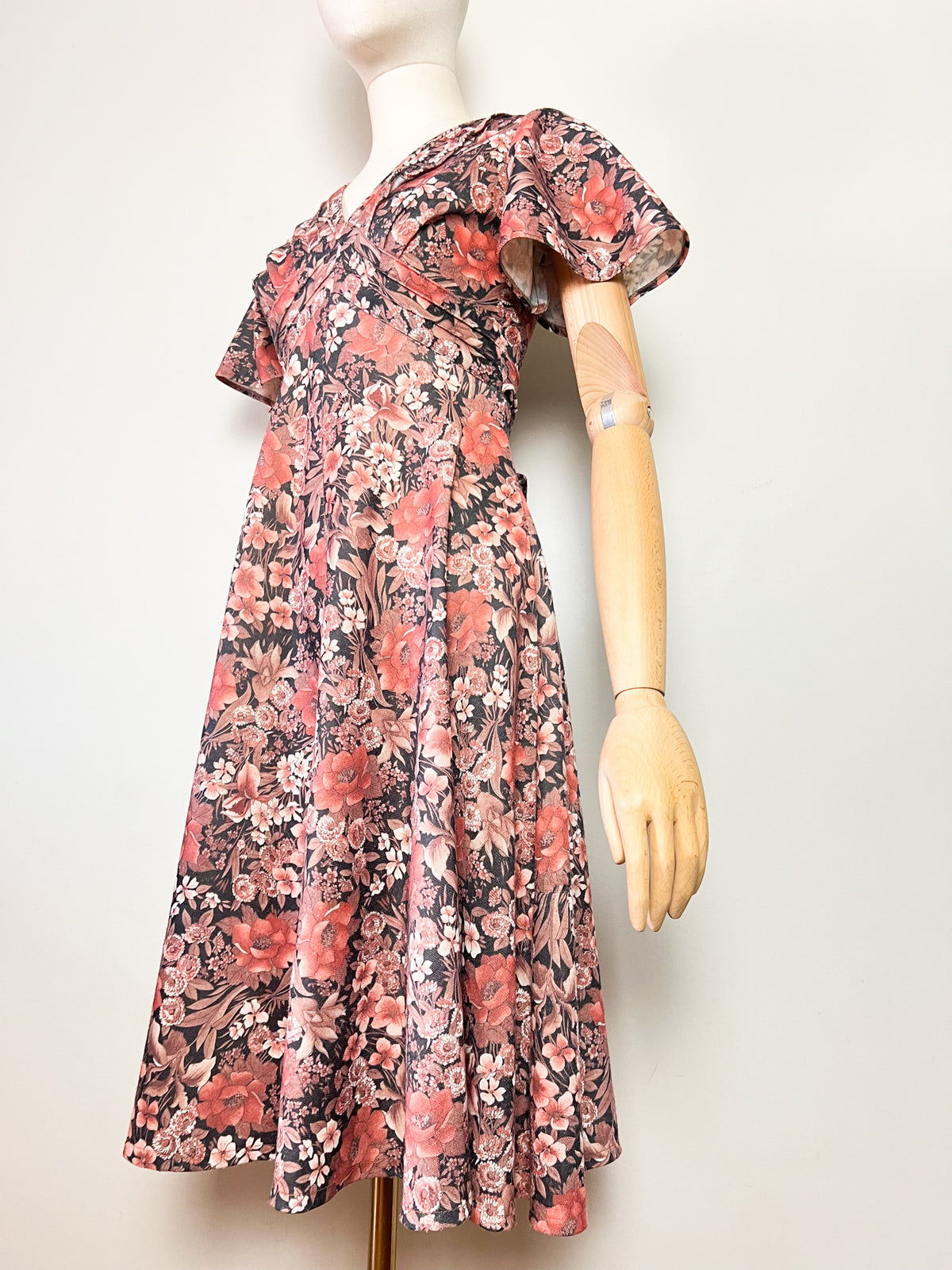 Robe vintage 70s imprimé fleurs brun & rose manches papillon T34/36
